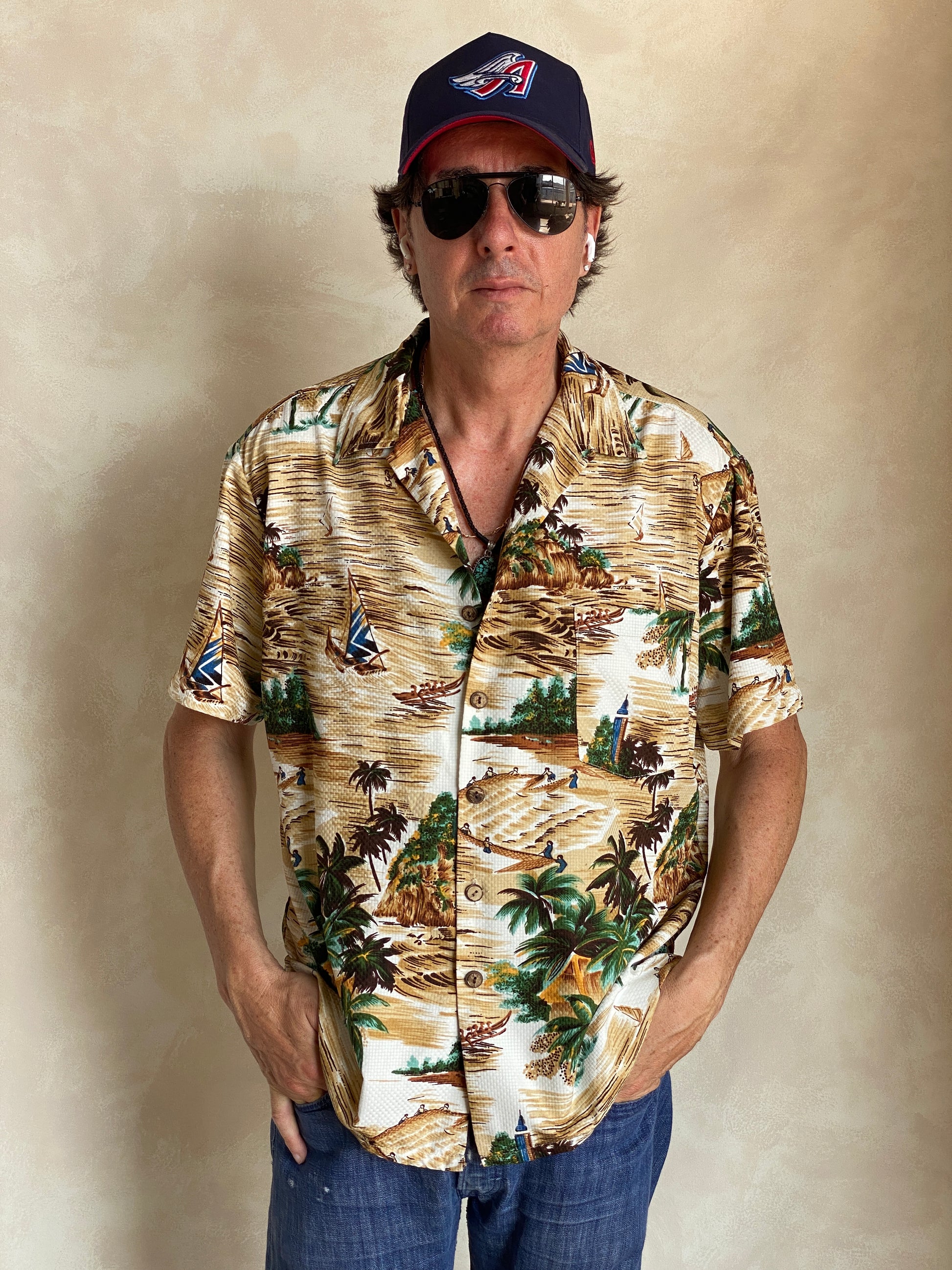 Size Large. Vintage 90s Polyester Hawaiian shirt by Kenington - USA Vintage Bcn