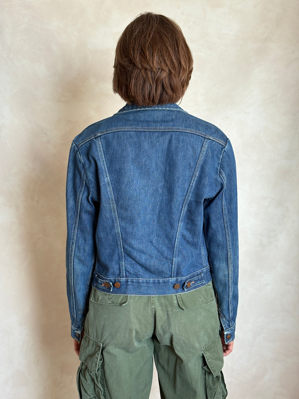 Size 34US / 44EU. Authentic 80s Wrangler denim jacket -4 pockets- Made in the USA-AJ357 Studio