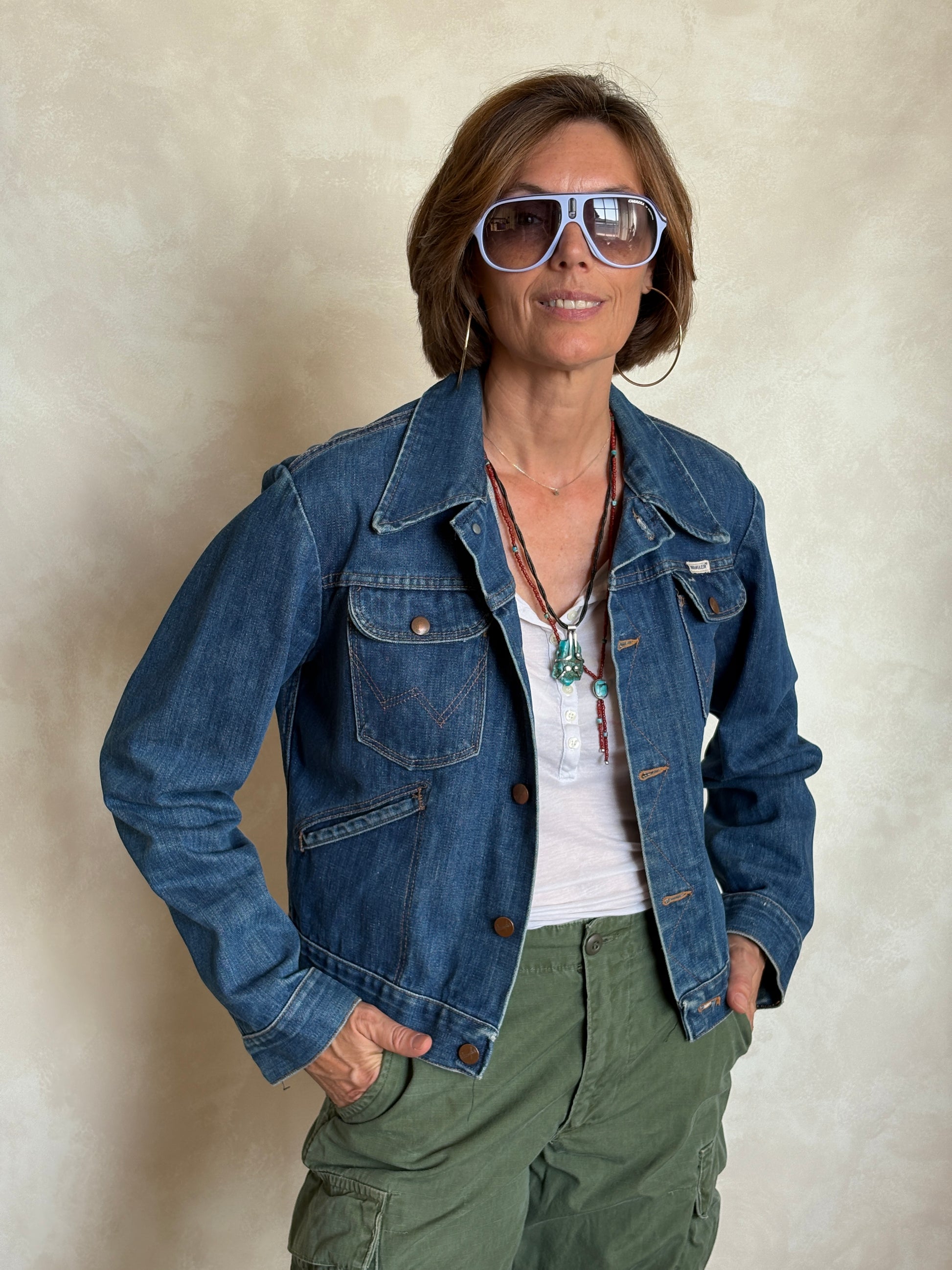 Size 34US / 44EU. Authentic 80s Wrangler denim jacket -4 pockets- Made in the USA - USA Vintage Bcn