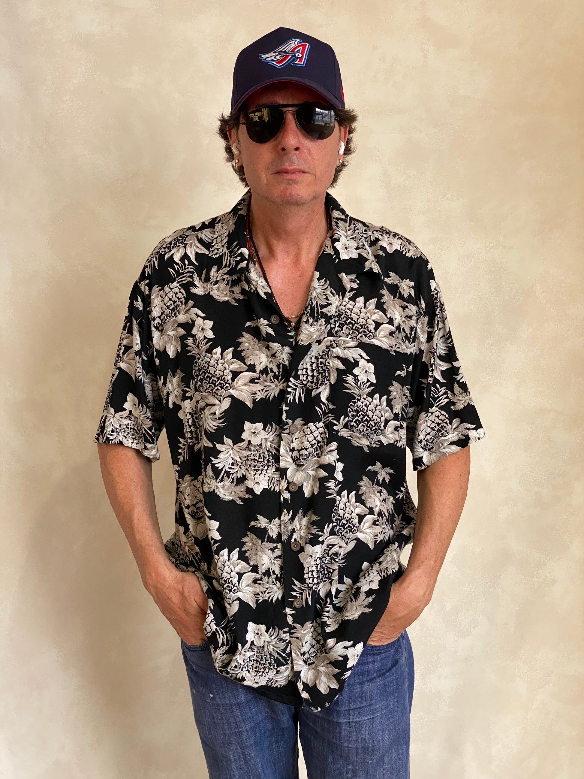 Size Large. Vintage 90s Rayon Hawaiian shirt - USA Vintage Bcn