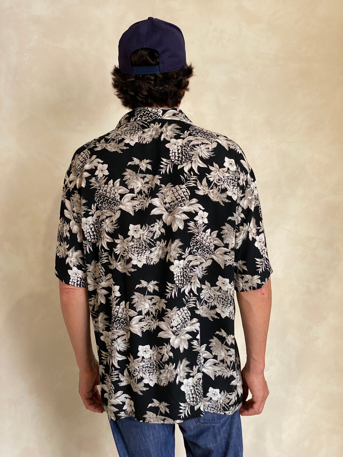 Size Large. Vintage 90s Rayon Hawaiian shirt - USA Vintage Bcn
