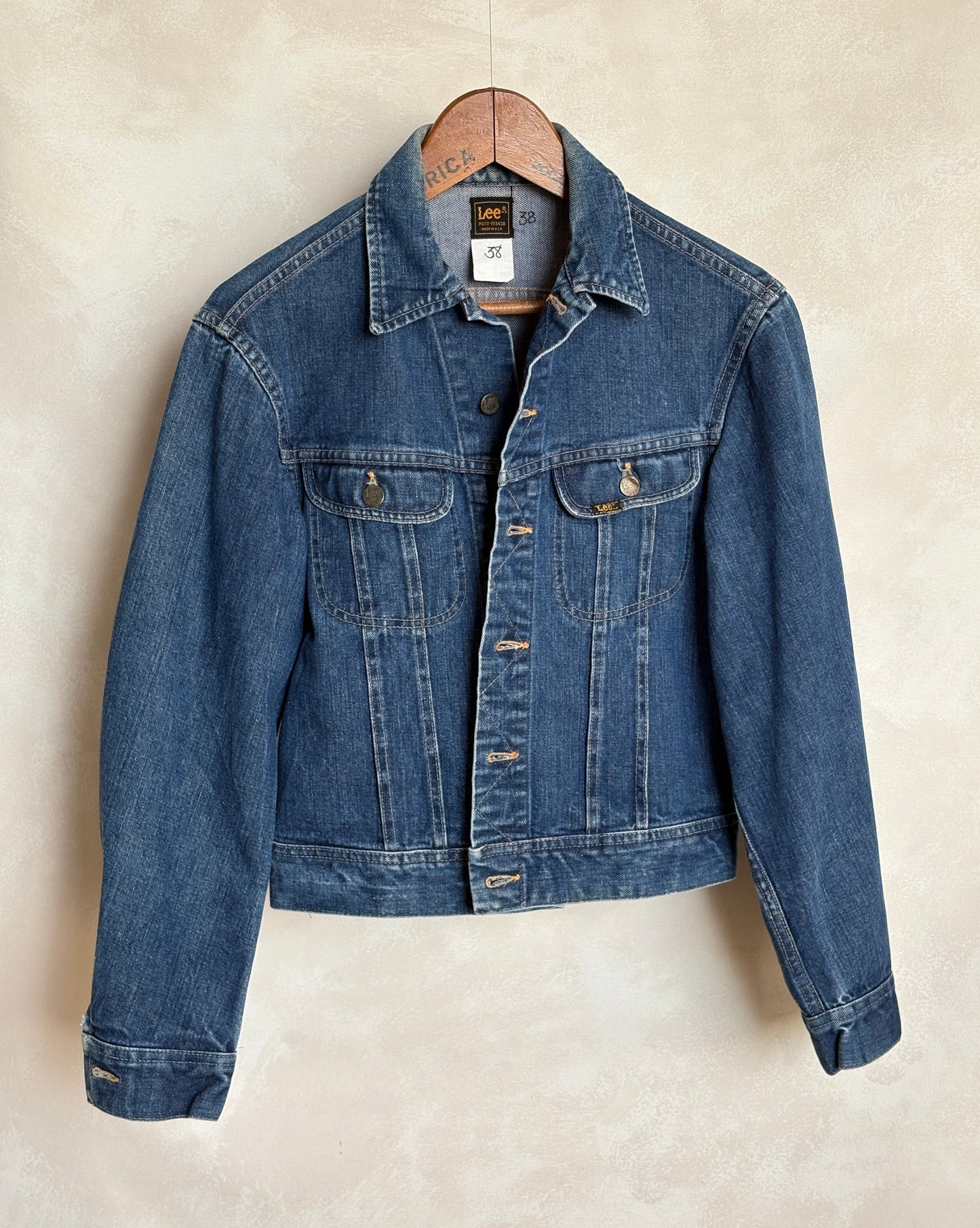 Size 38US / 48EU . Vintage 80s Lee Denim Jacket – 2 Pockets – Made in USA - USA Vintage Bcn