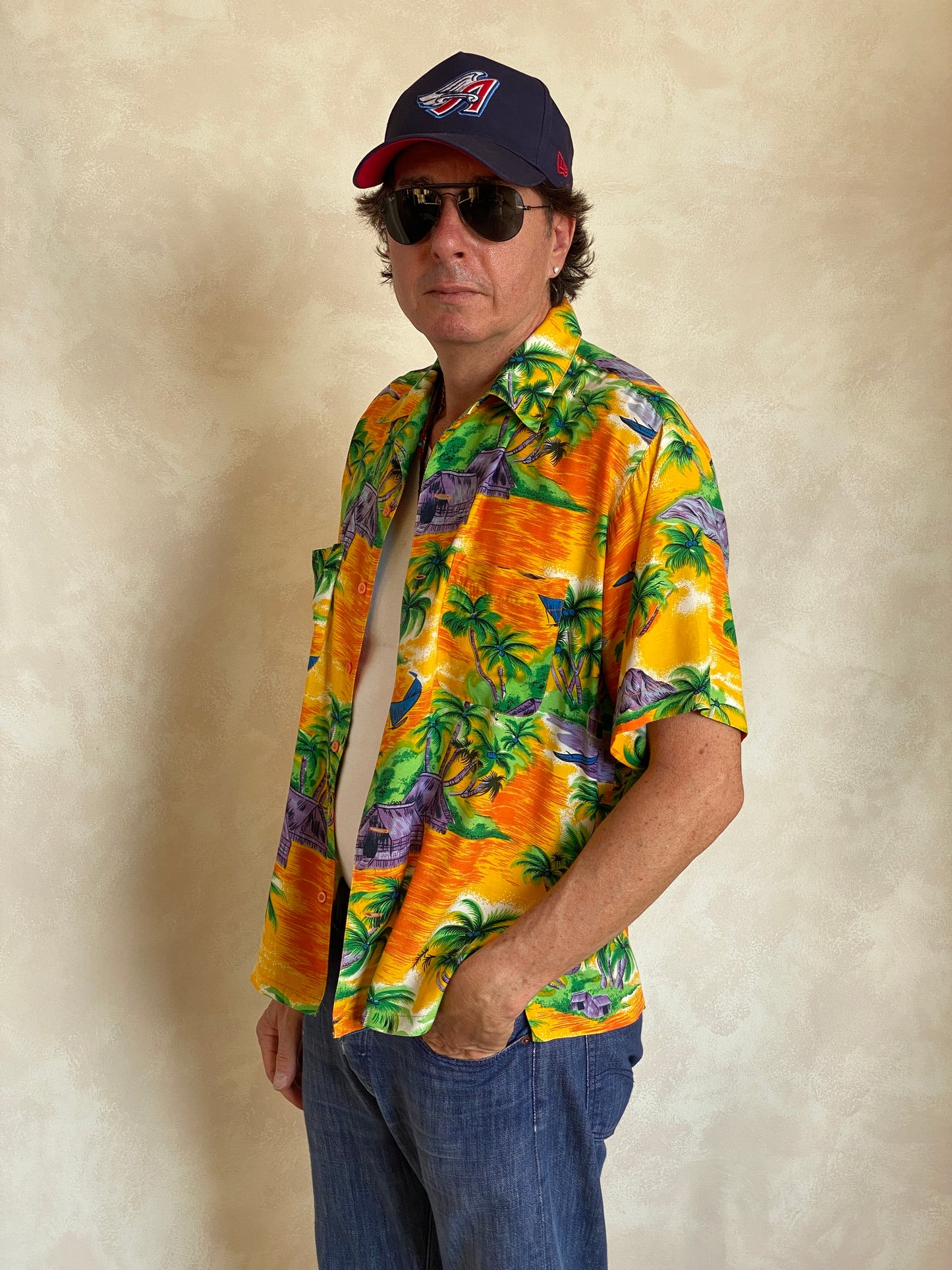 Size L. Vintage 90s Rayon Hawaiian shirt - USA Vintage Bcn