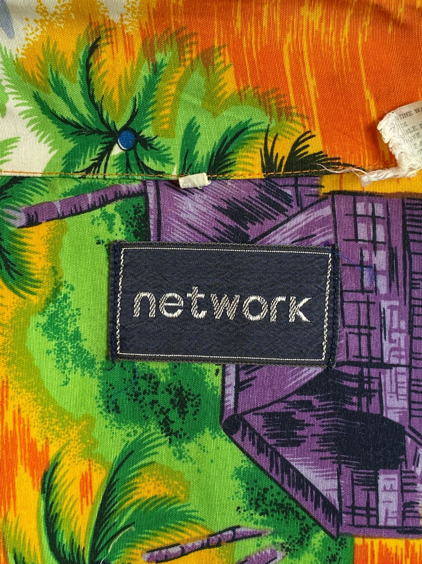 Size L. Vintage 90s Rayon Hawaiian shirt-AJ357 Studio