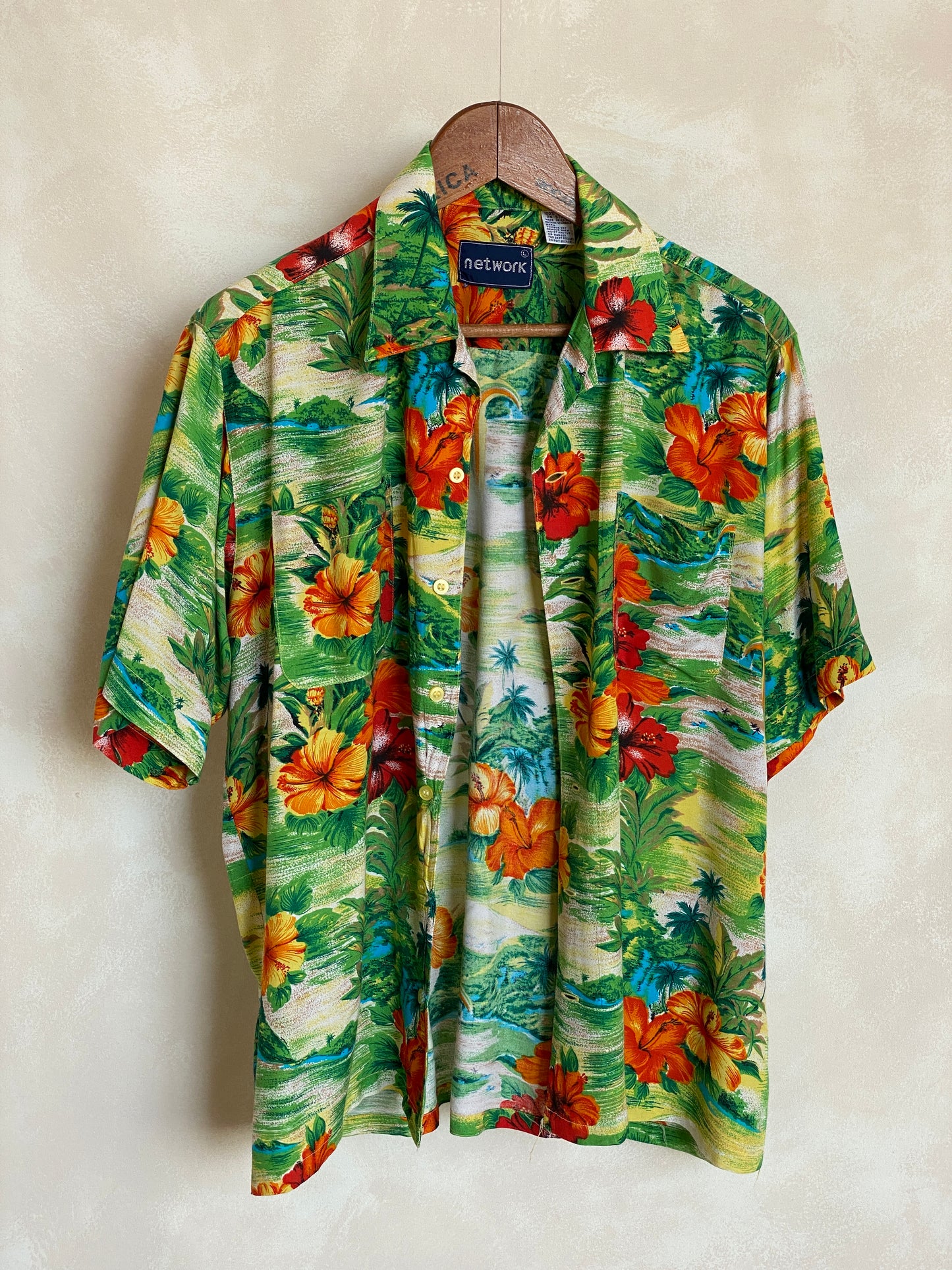 Size L. Vintage 80s Rayon Hawaiian shirt - USA Vintage Bcn