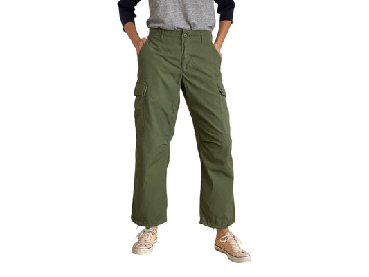Small short. 1969 Authentic US Army Vietnam war era OG-107 jungle pants - USA Vintage Bcn