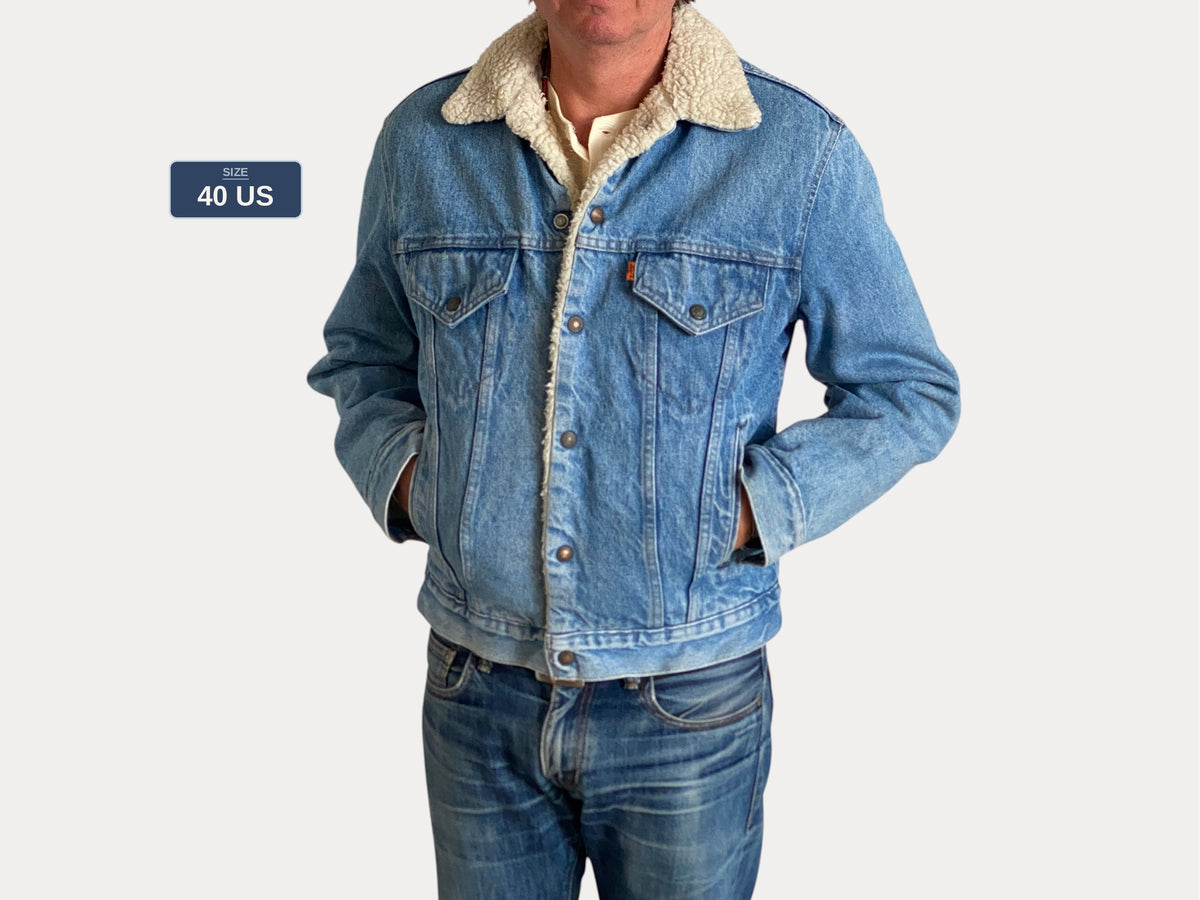 Size 40 US (50 EU). 4 pockets Vintage Levis sherpa fleece Jacket Made in USA.-AJ357 Studio