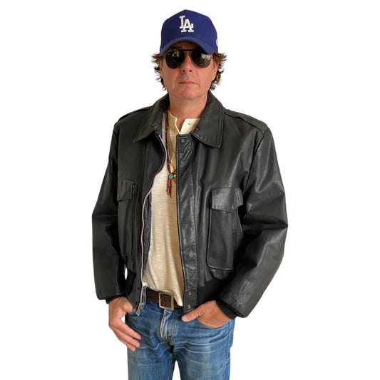 Size XL. Vintage Black leather bomber Flight Jacket  Aviator