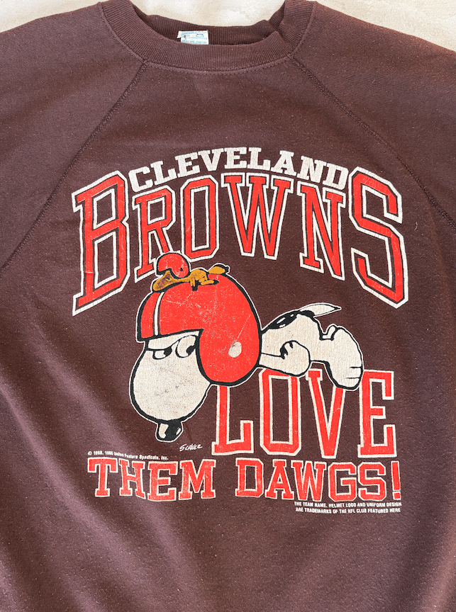 vintage cleveland browns sweatshirt, snoopy crewneck, russell athletic made in usa, vintage nfl sweatshirt, 80s sportswear
