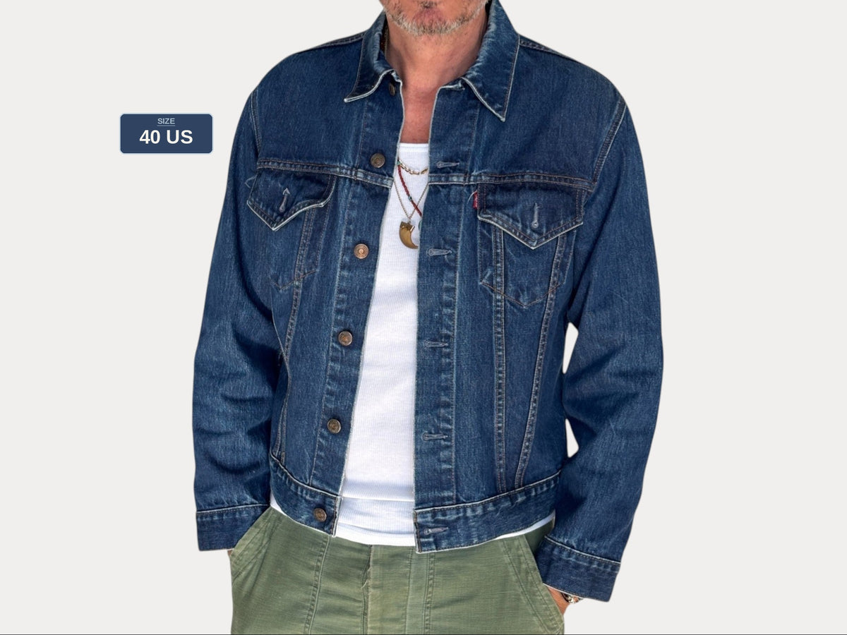 Size 40US / 50EU. Vintage Early 70s 2 pocket Levi’s Denim Jacket 70505 – Single Stitch Made in MACAU-AJ357 Studio