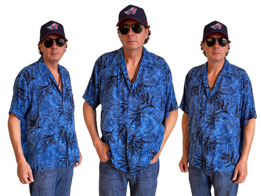 Size Large. Vintage 90s Rayon Hawaiian shirt by Pineapple Connection - USA Vintage Bcn