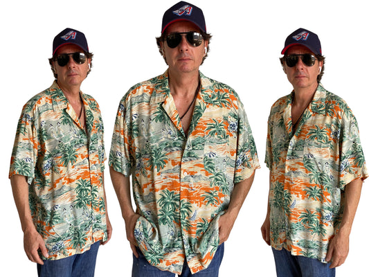 Size Large. Vintage 90s Rayon Hawaiian shirt by American Eagle - USA Vintage Bcn