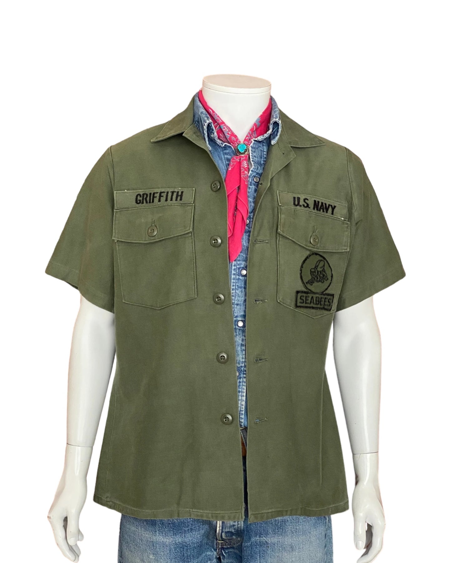 Size M. Authentic Seabees US Army 70s Vietnam era Vintage OG-107  fatigue Shirt.