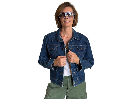 Size 38US . Vintage 90s Wrangler Denim Jacket – 4 Pockets – Made in Malta - USA Vintage Bcn