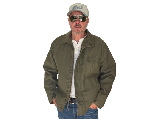 Large . Authentic 1985 USN A-2 deck jacket US Navy - USA Vintage Bcn