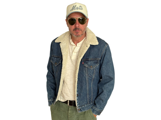 Size 44US / 54EU. 2 pockets Vintage Levis fleece-sherpa Jacket Made in USA.