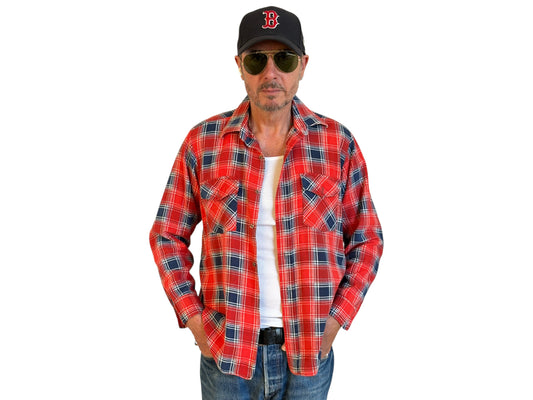 Size Med. Vintage 80s Flannel Plaid Shirt – Retro Grunge Workwear - USA Vintage Bcn