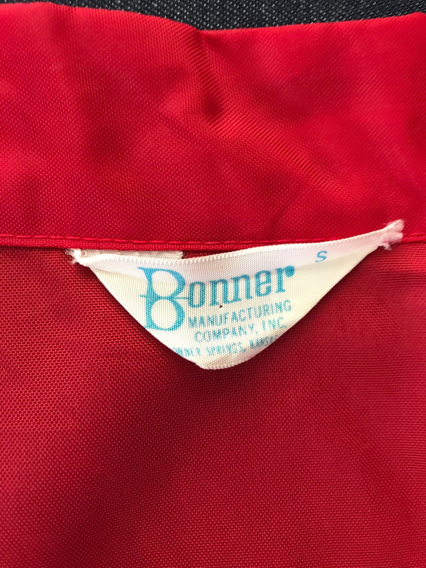 Size S. Made In USA Vintage 70s Gt-1 Kendall nylon racing jacket