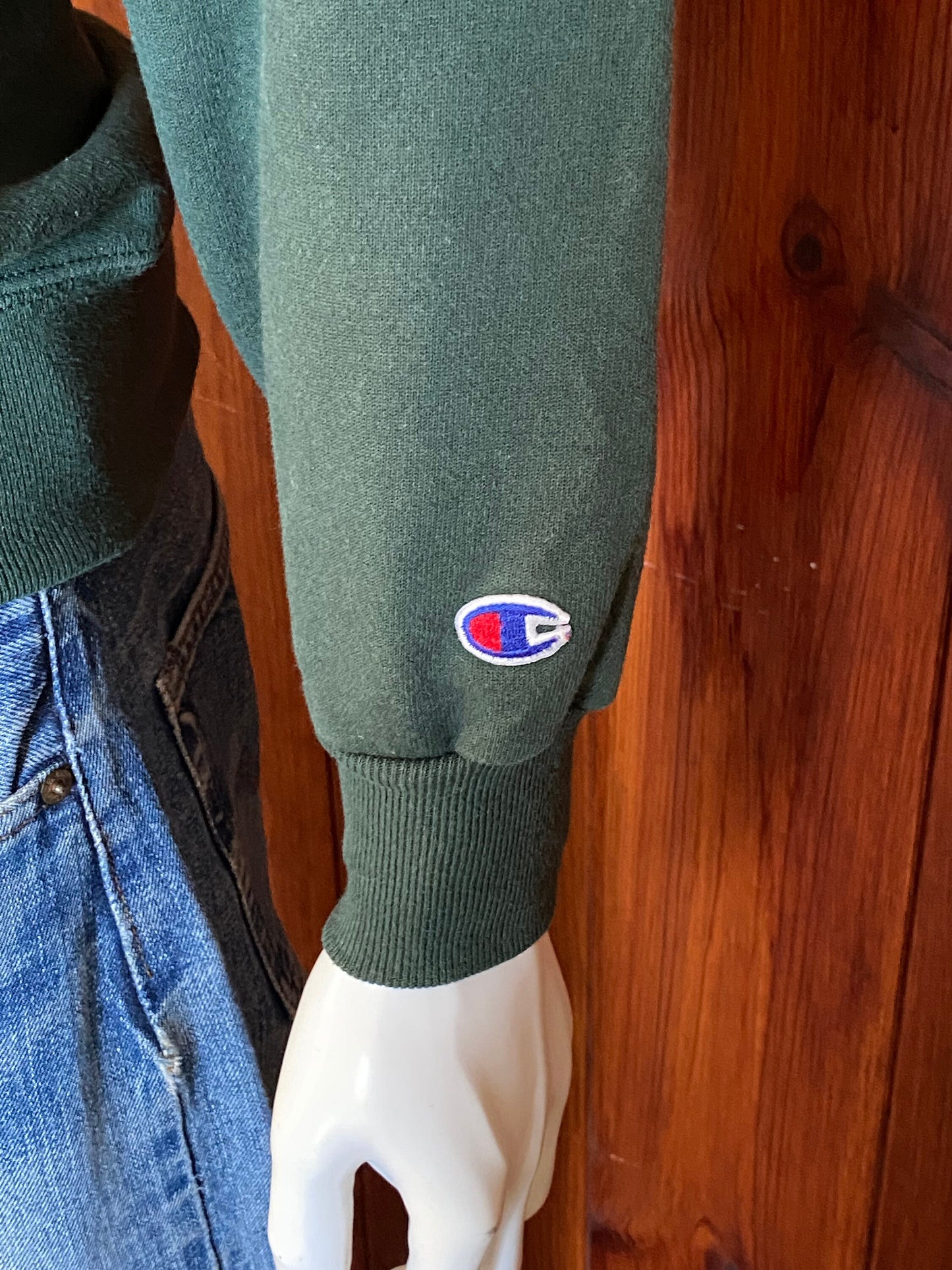 Size S. Champion 90s Vintage  sweatshirt Made in USA Savannah