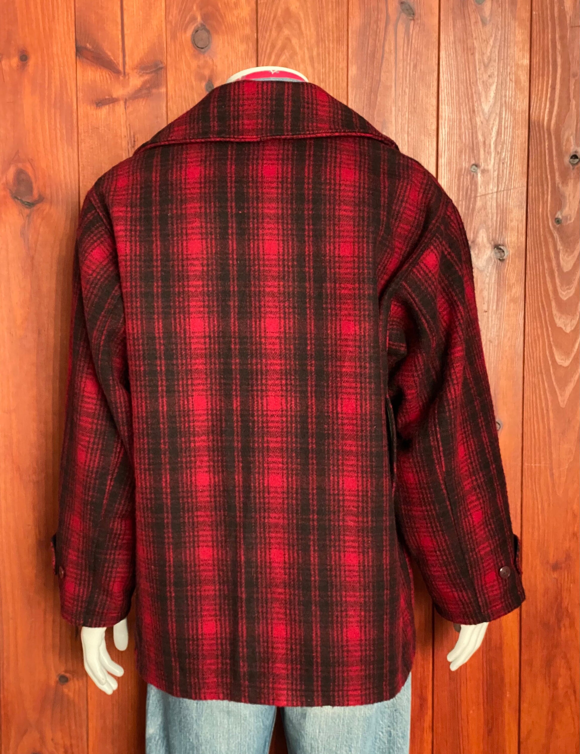 Vintage 60s Woolrich Plaid Wool Hunting Jacket - Size 46 (56 Euro) | Classic Style