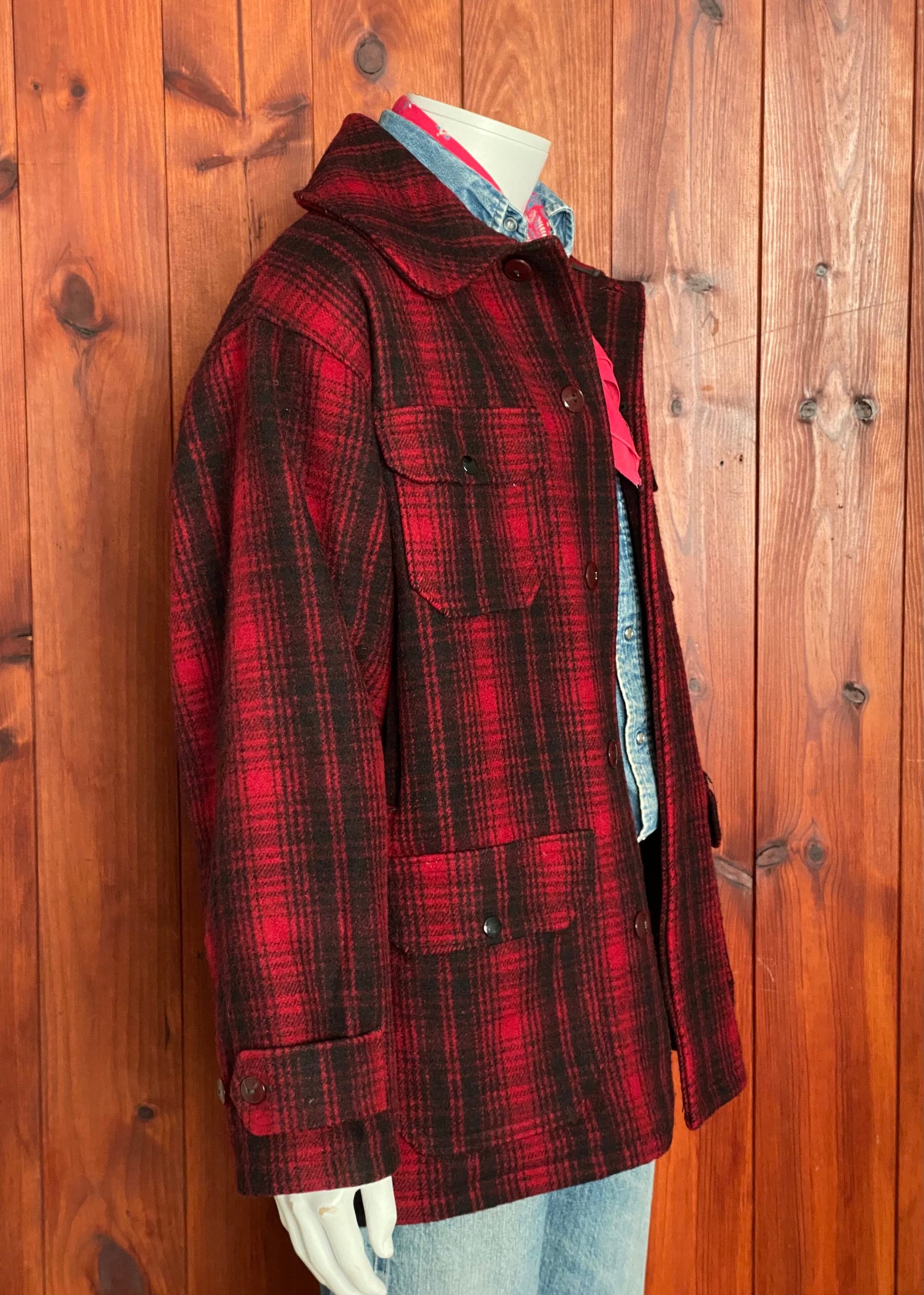Vintage 60s Woolrich Plaid Wool Hunting Jacket - Size 46 (56 Euro) | Classic Style