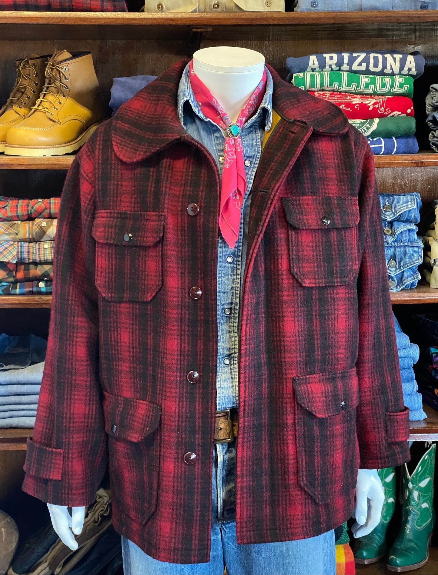 Vintage 60s Woolrich Plaid Wool Hunting Jacket - Size 46 (56 Euro) | Classic Style