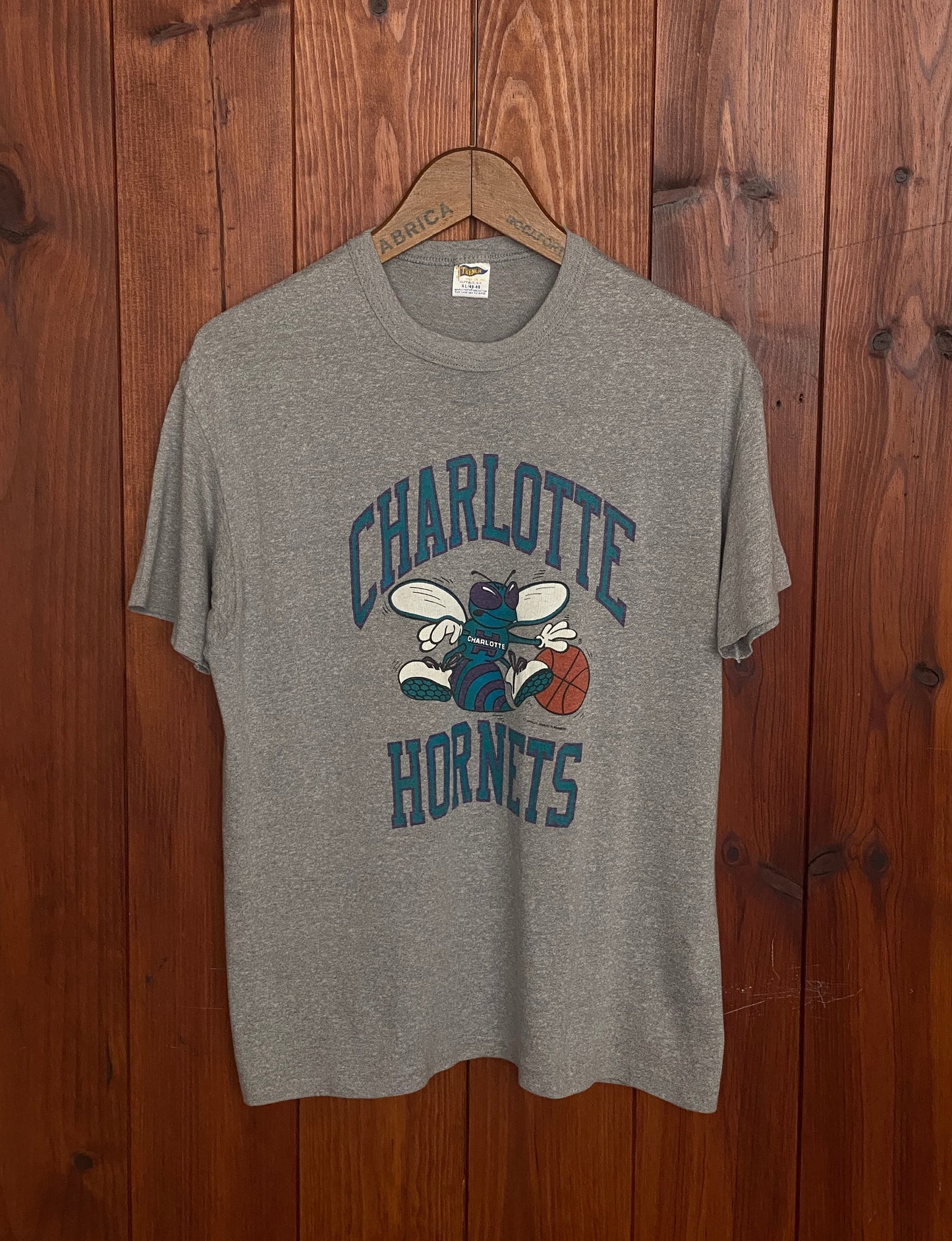 Size Large Vintage 80s Charlotte Hornets Basketball T-shirt | Made in USA 50/50 Blend