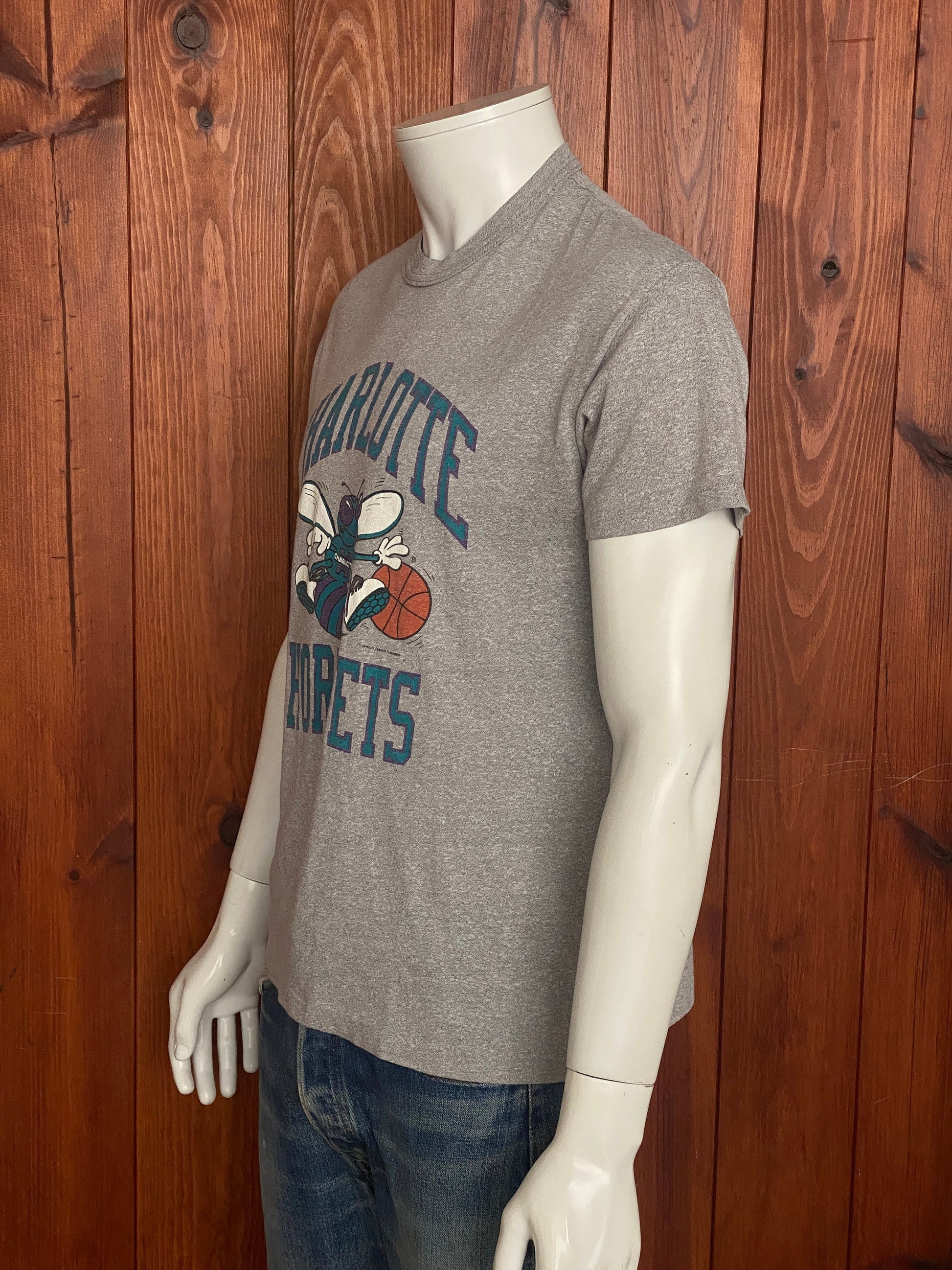 Size Large Vintage 80s Charlotte Hornets Basketball T-shirt | Made in USA 50/50 Blend