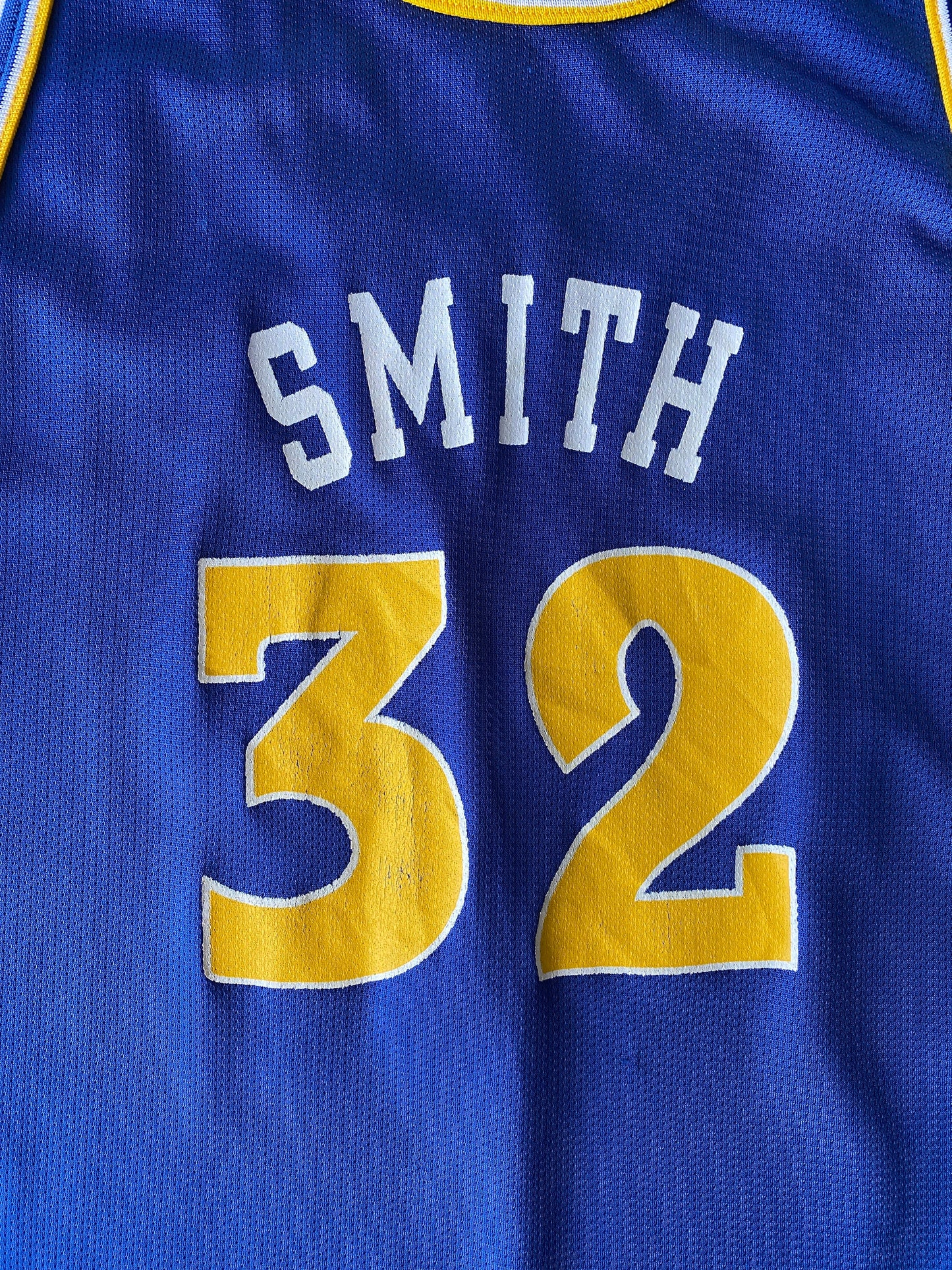 Youth 18-20. Vintage 90s Champion NBA Warriors #32 Smith jersey  Made In USA