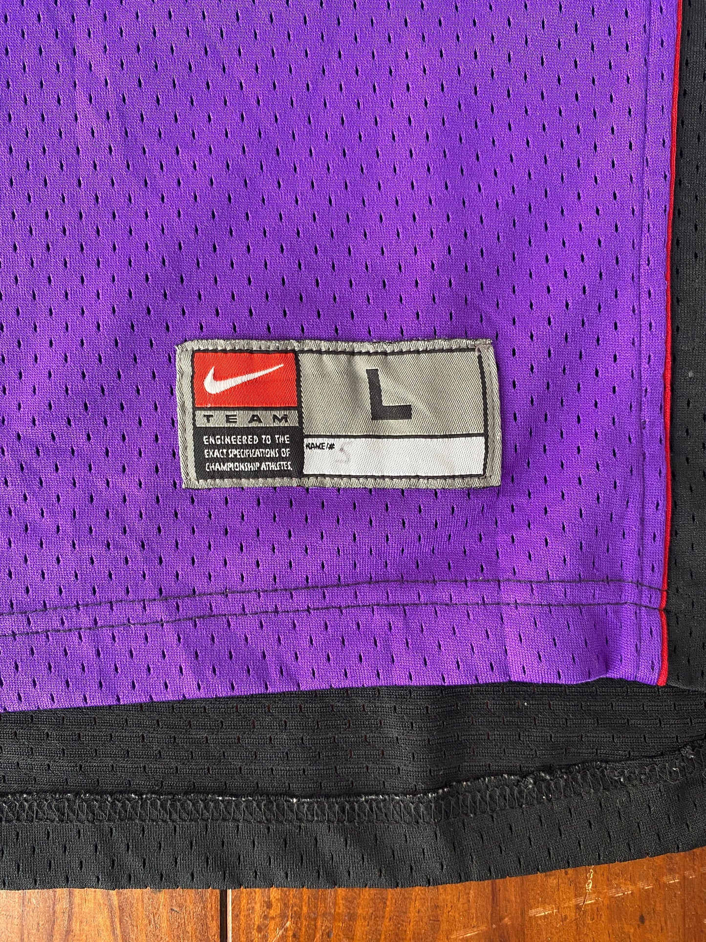 Size L. Vintage Toronto Raptors Vince Carter #15 Nike NBA Swingman Purple Jersey