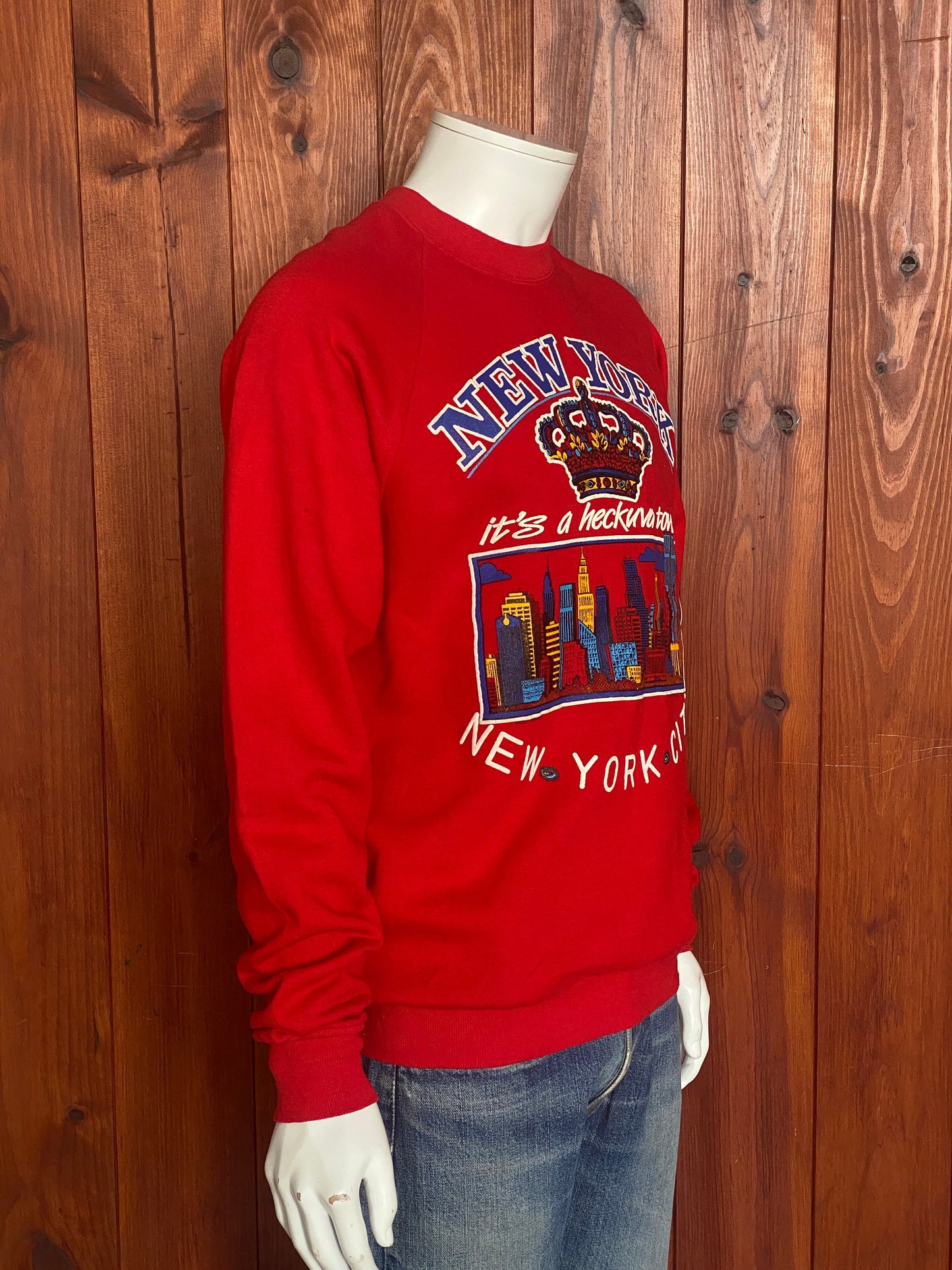 Size XL. New York 80s vintage sweatshirt   made by Jerzees