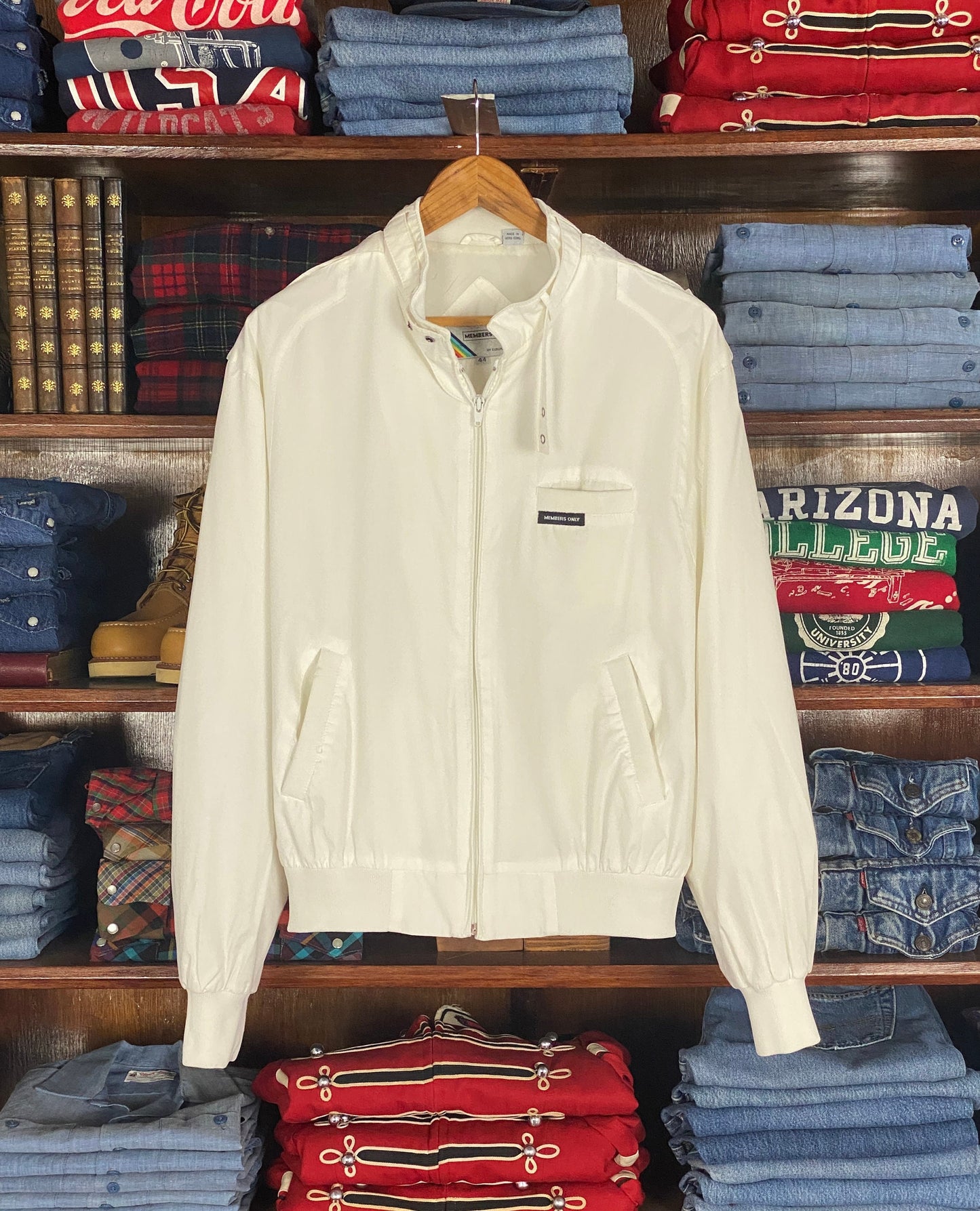 Size 44 US Vintage 80s members Only cotton jacket