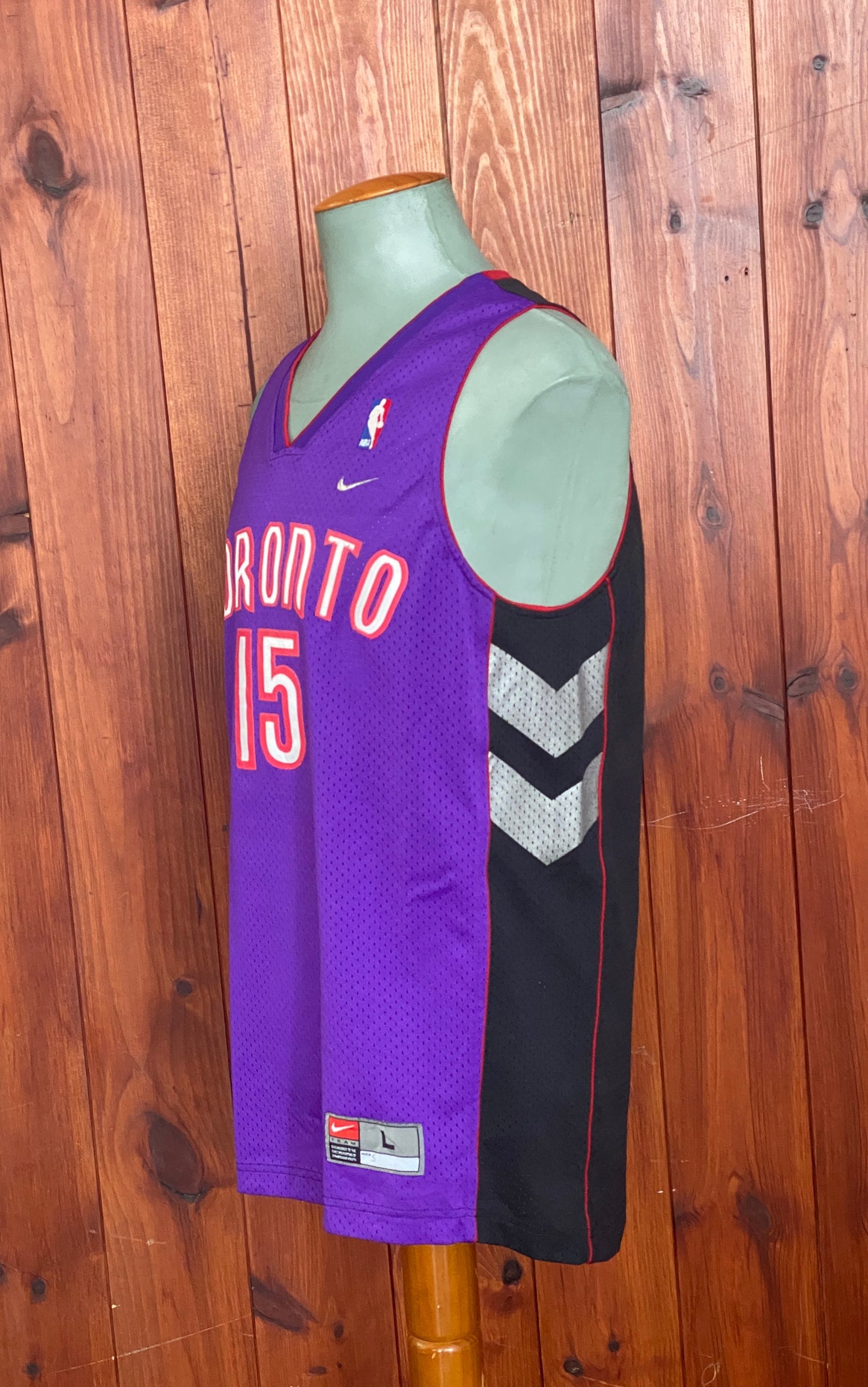 Size L. Vintage Toronto Raptors Vince Carter #15 Nike NBA Swingman Purple Jersey