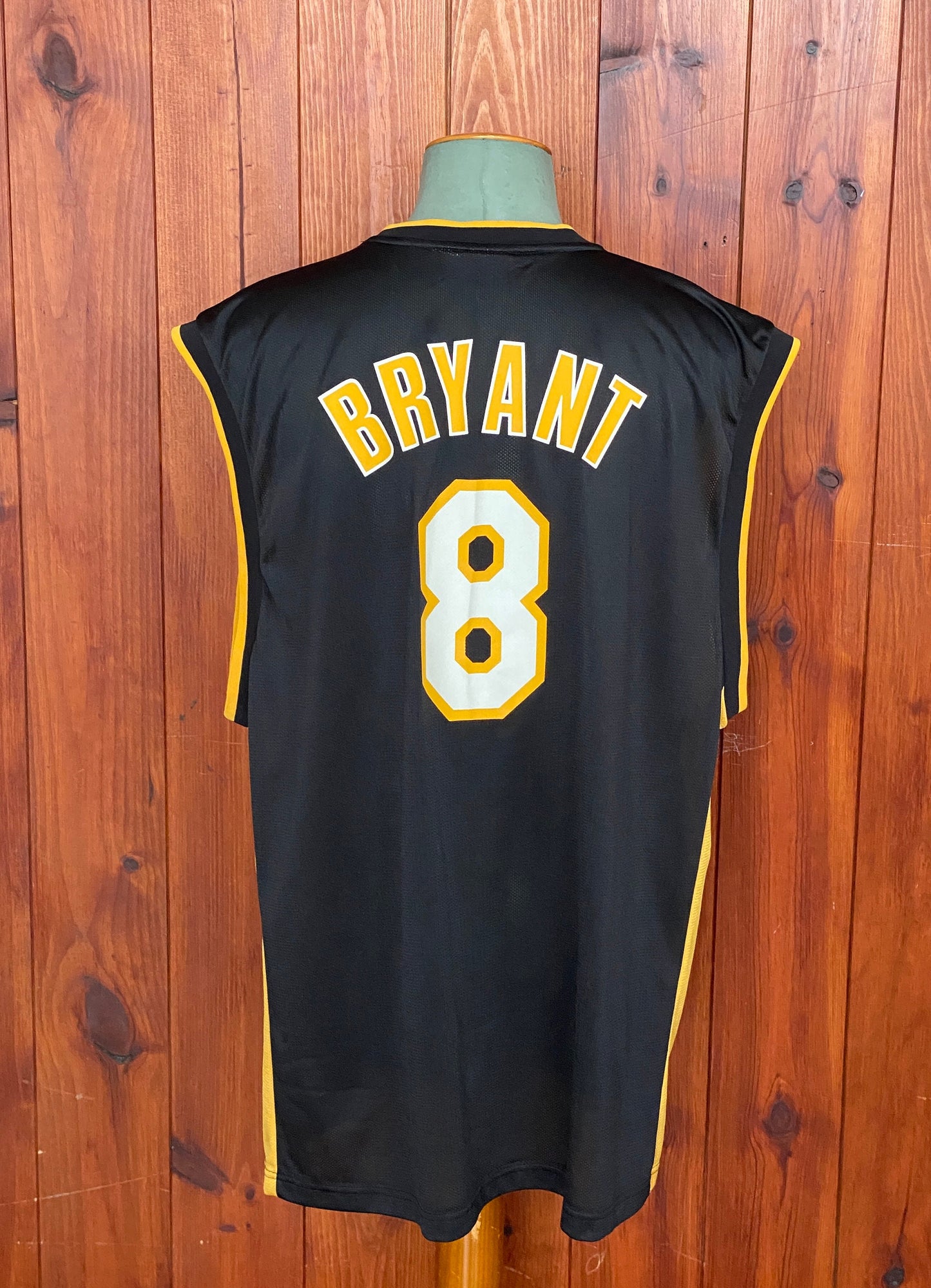 Size XXL. Kobe Bryant #8 Vintage Lakers Jersey by reebok
