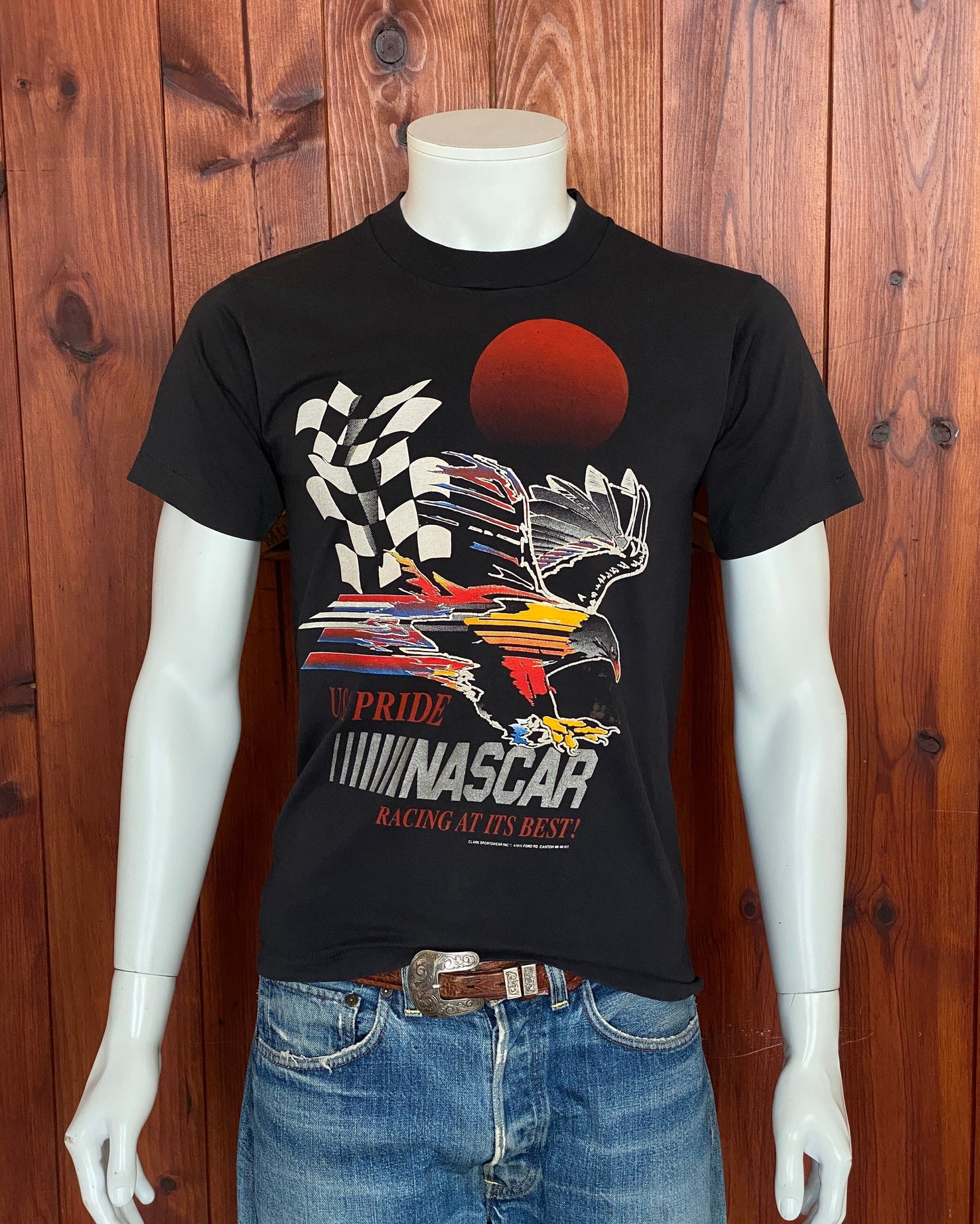 Med. Nascar vintage 80s t shirt Made In USA