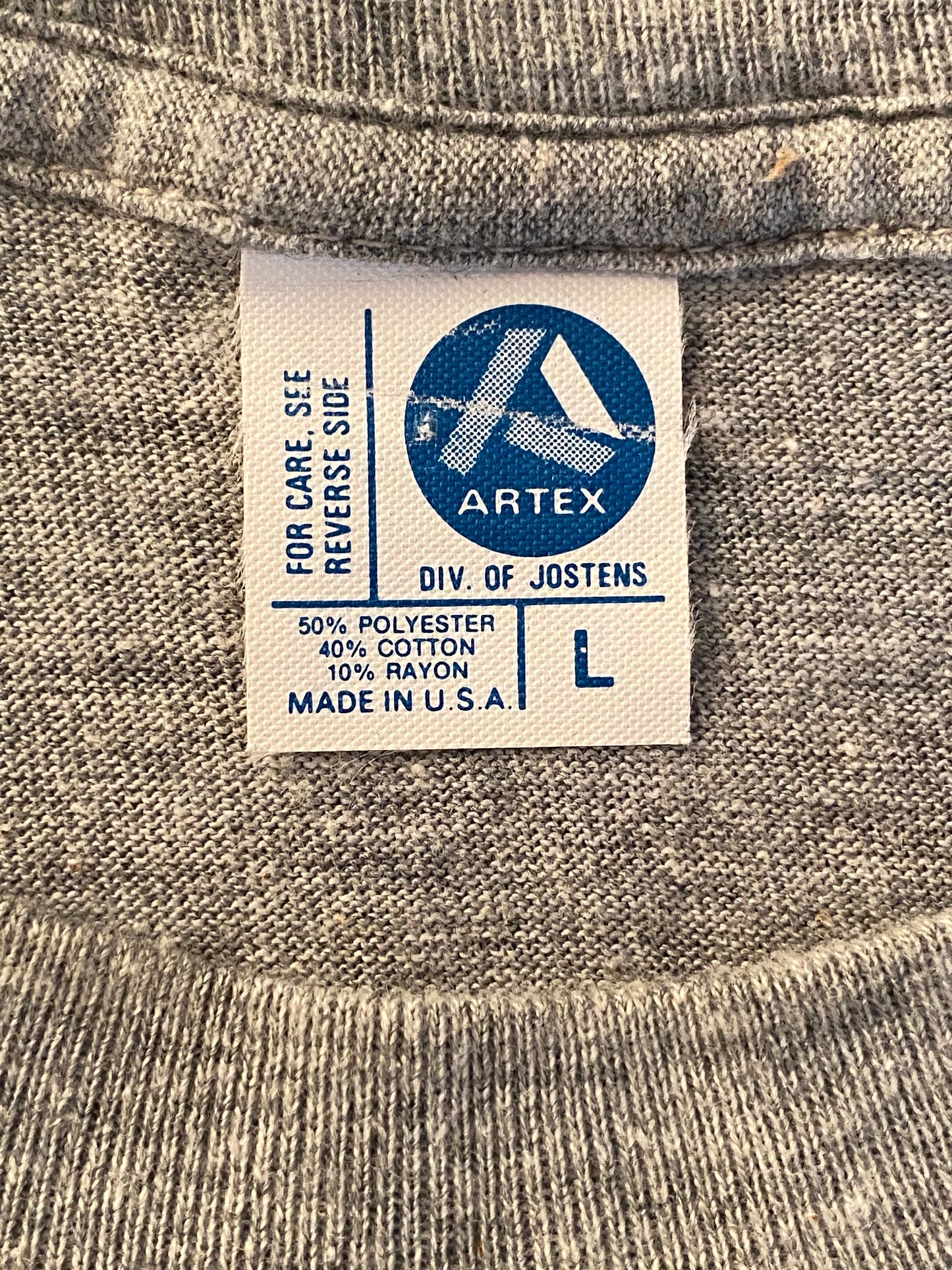 Large. USAF  vintage 80s t shirt Made In USA