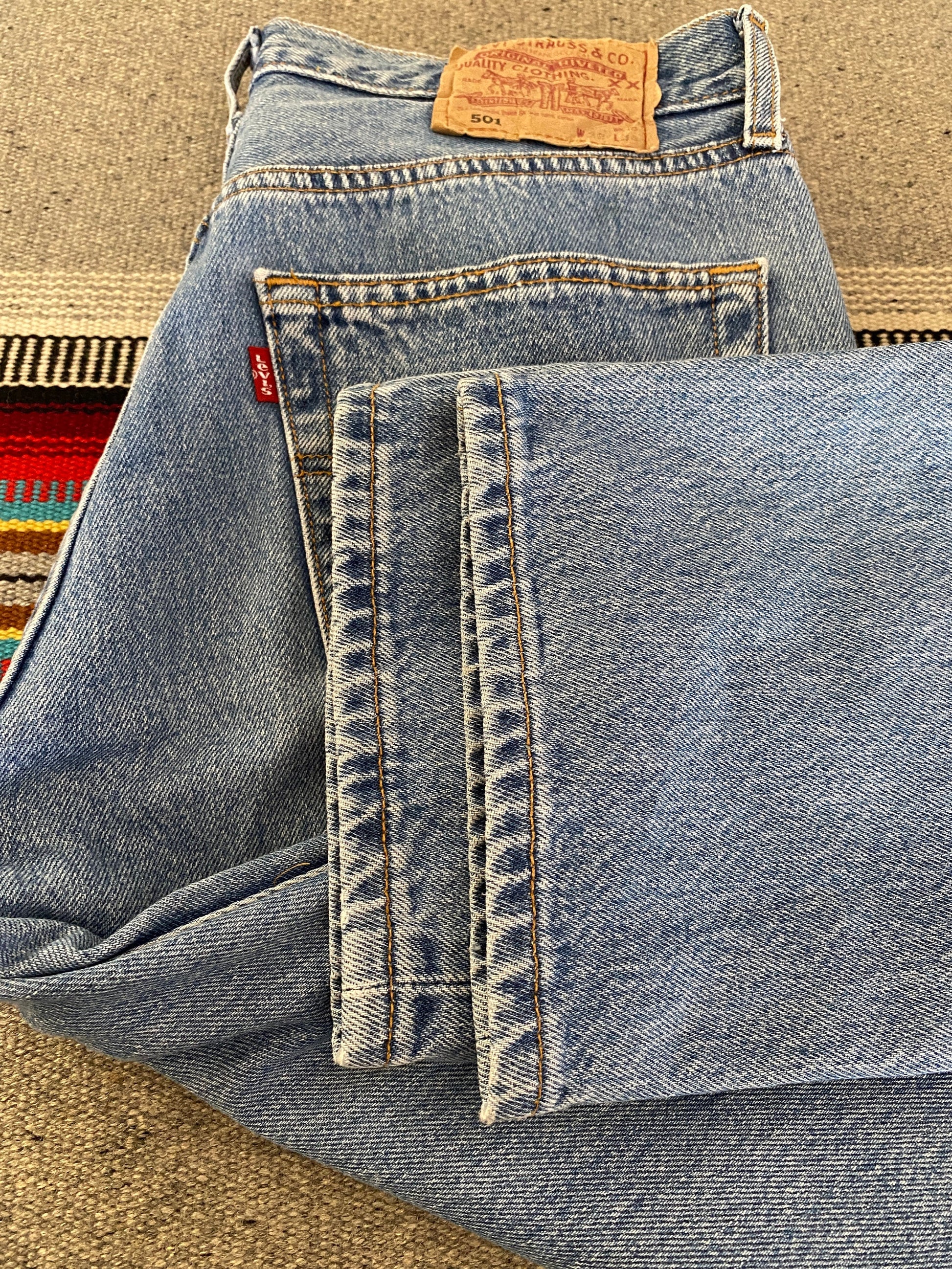 Levi's 501 Vintage Jeans Made in Mexico - Size 32x34 BLUE