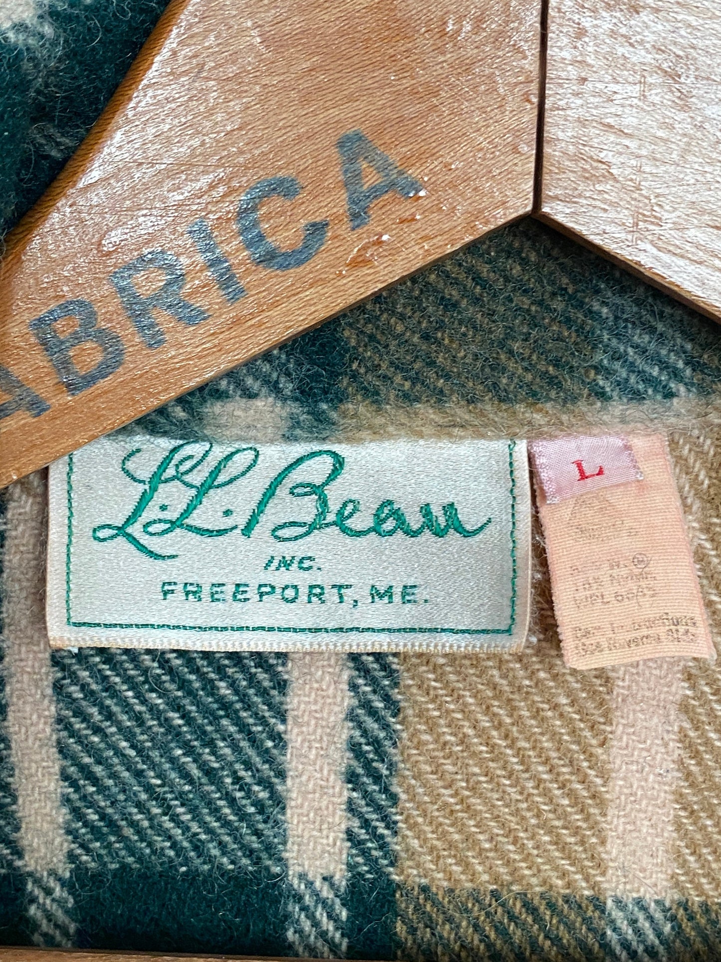 size Large. LL Bean wool Vintage jacket Made in USA