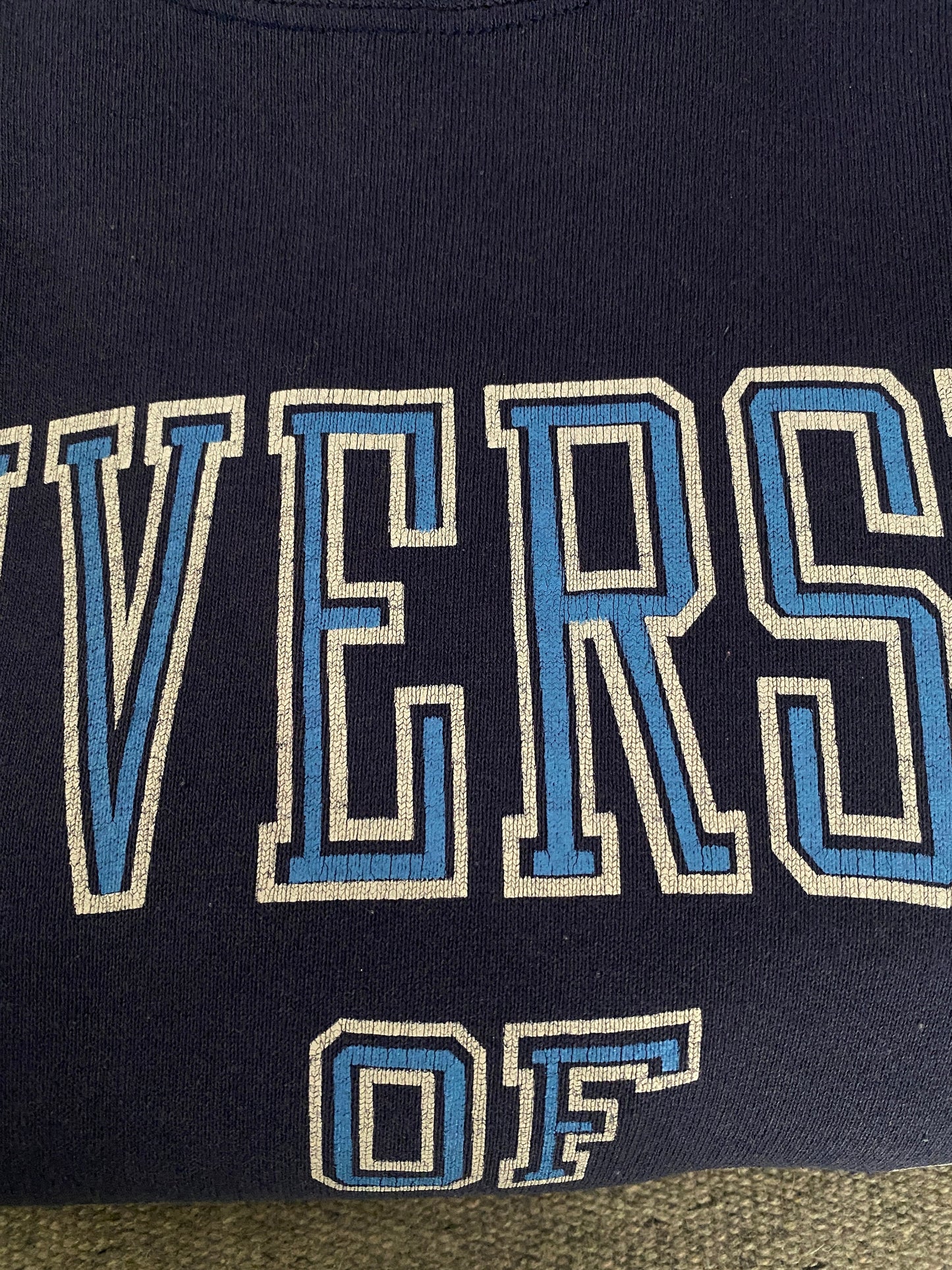 X Large. 90s Vintage sweatshirt Made In USA