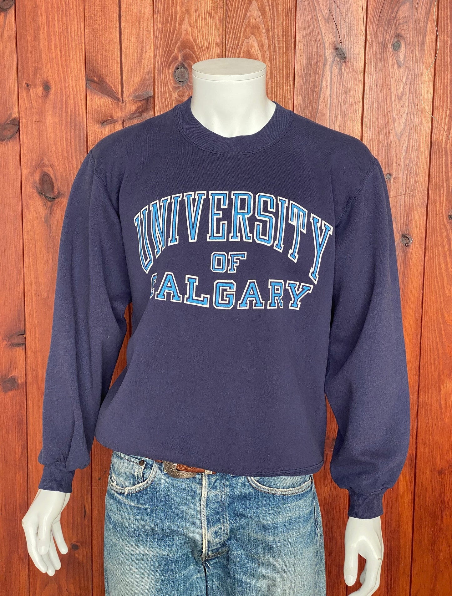 X Large. 90s Vintage sweatshirt Made In USA