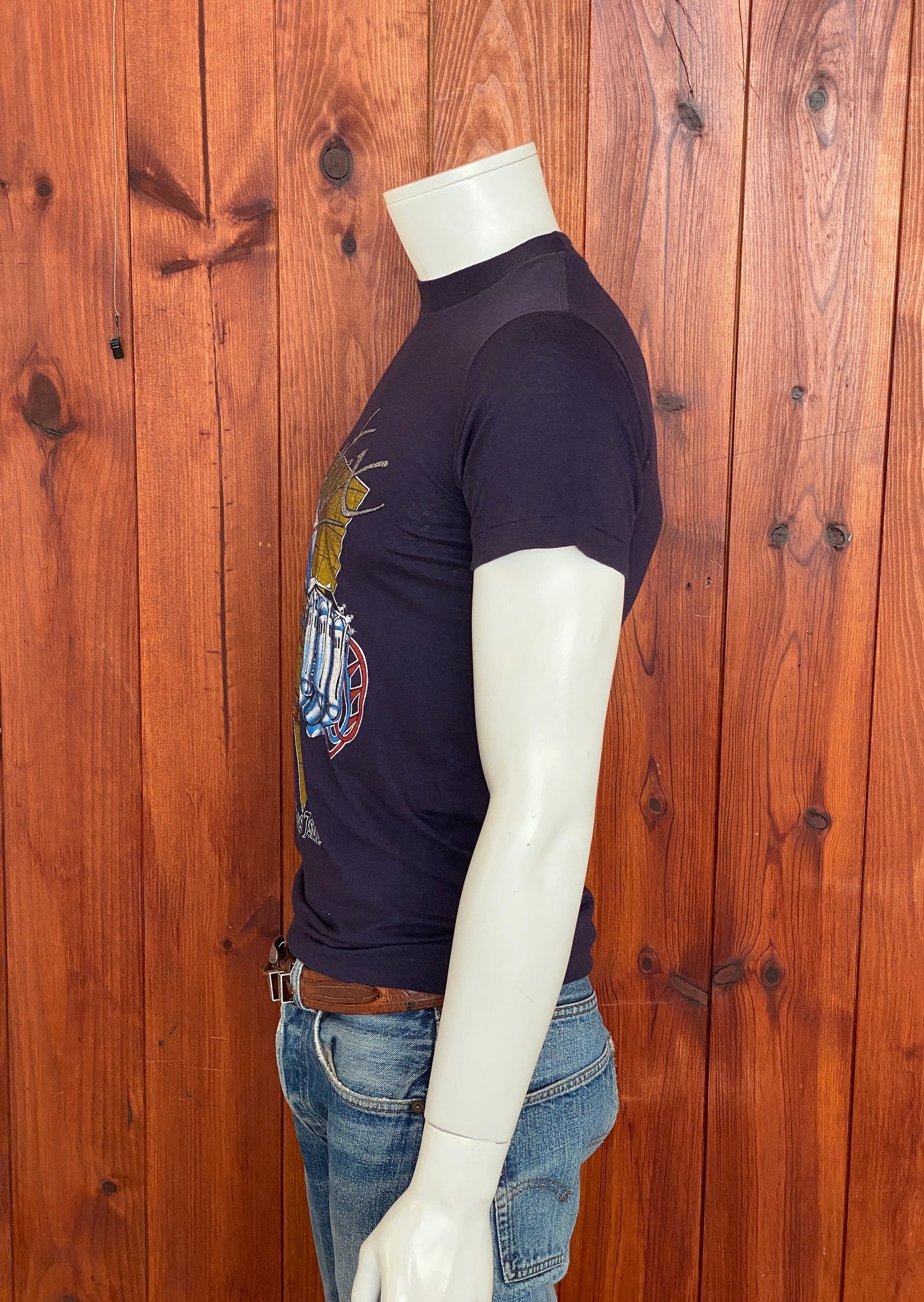 Large. Vintage 50/50 cotton 80s Vortex t shirt Made In USA
