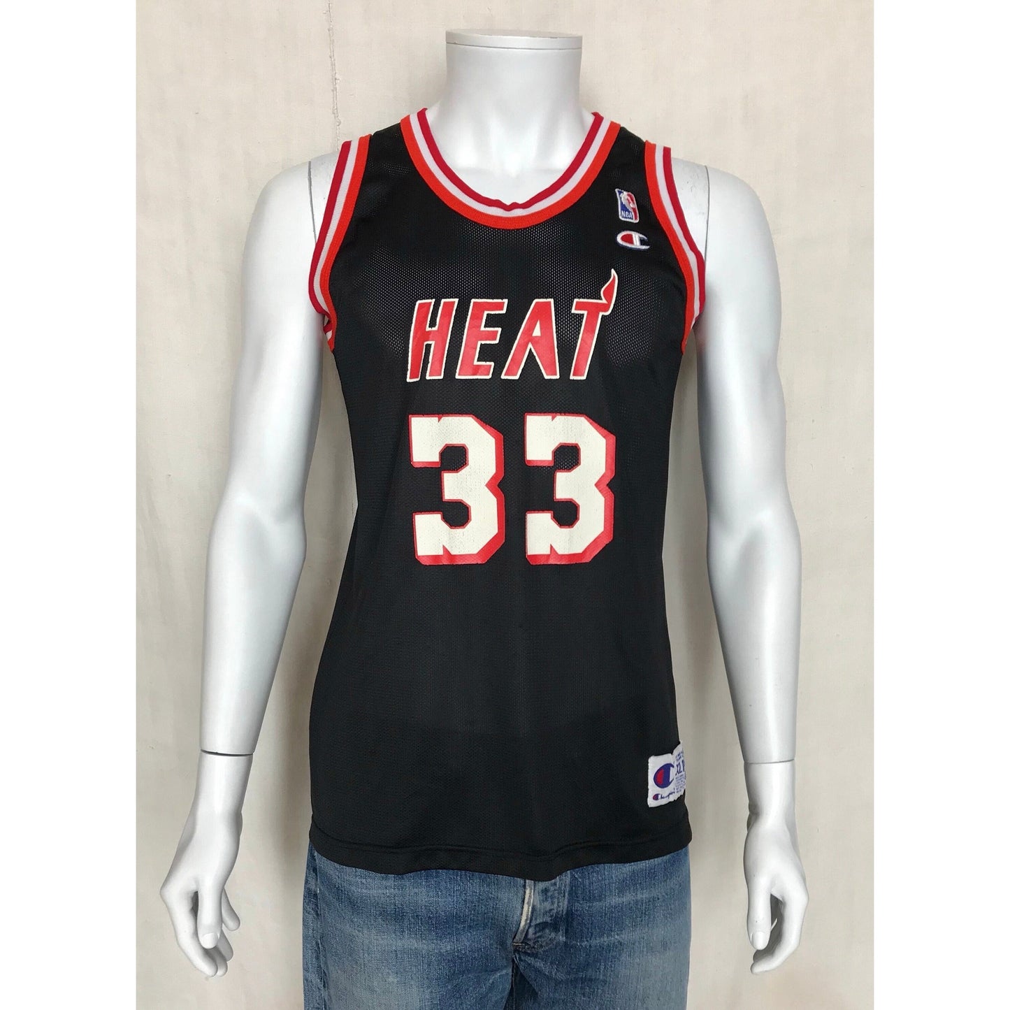 Size Youth XL. Vintage 90s Champion Alonzo Mourning Jersey Miami Heat #33 NBA