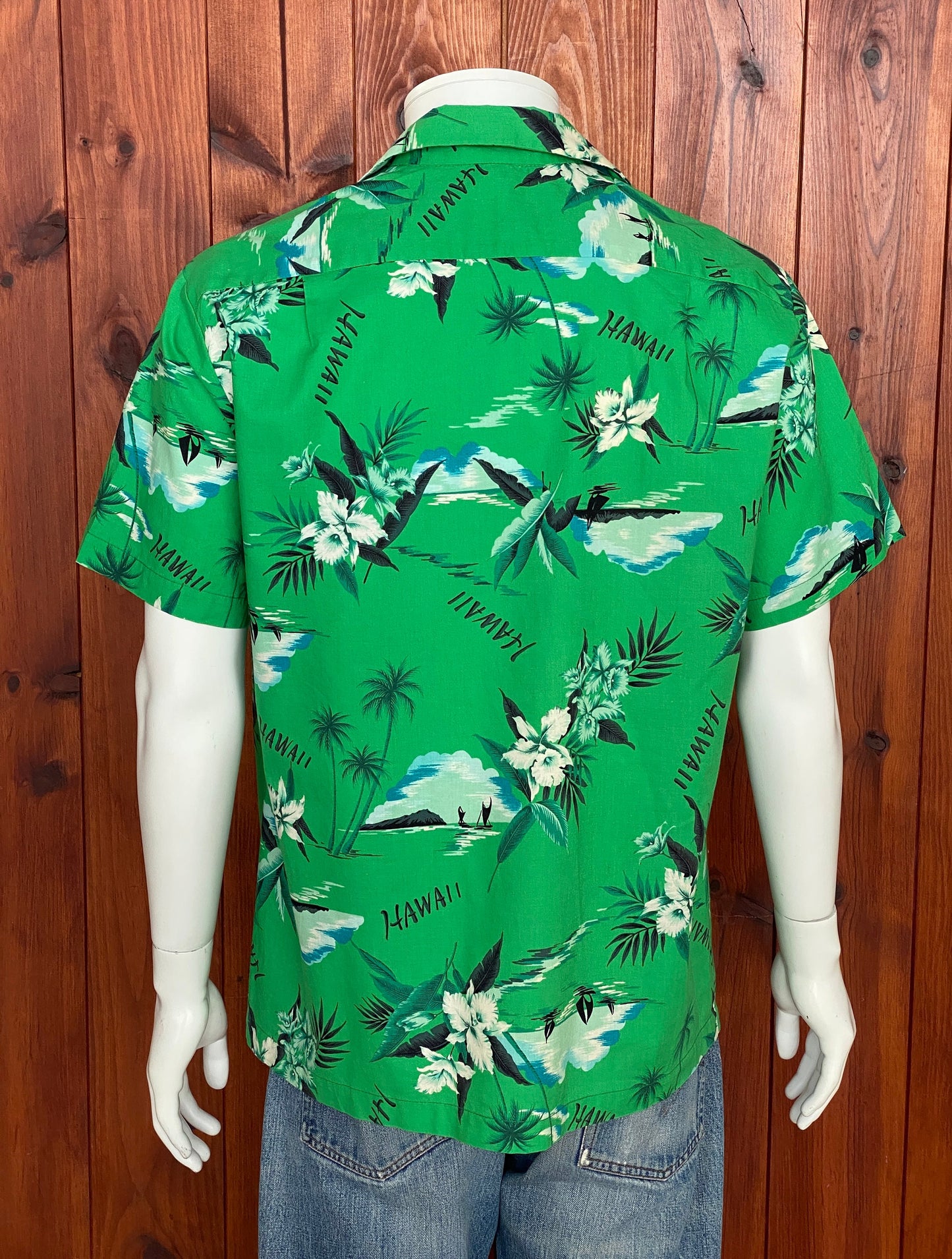 Large vintage 70s Hawaiian thin cotton shirt - retro island fashion.