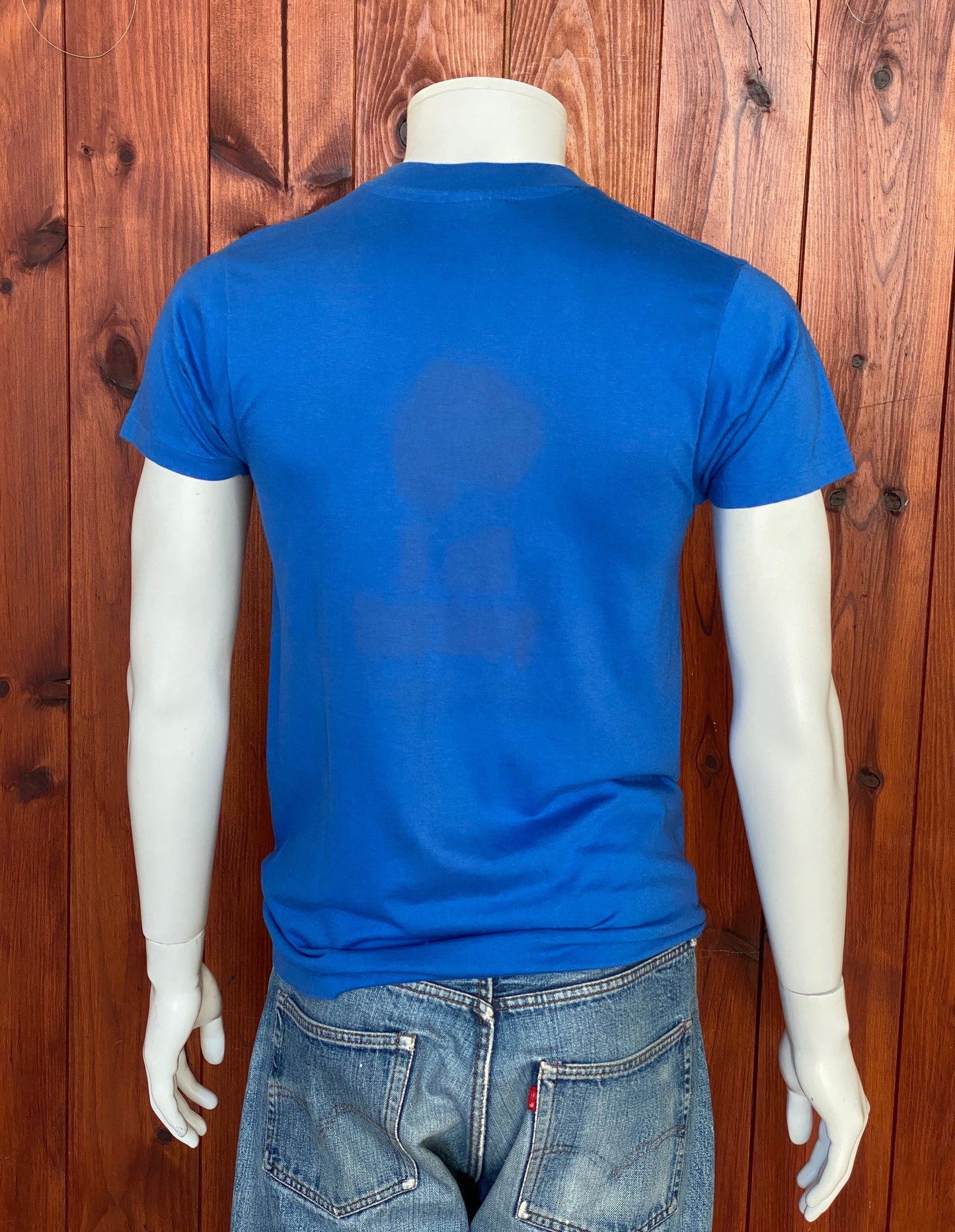 Vintage 50/50 cotton do-it-yourself T-shirt made in the USA, size Medium - Classic comfort and quality with a touch of nostalgia.