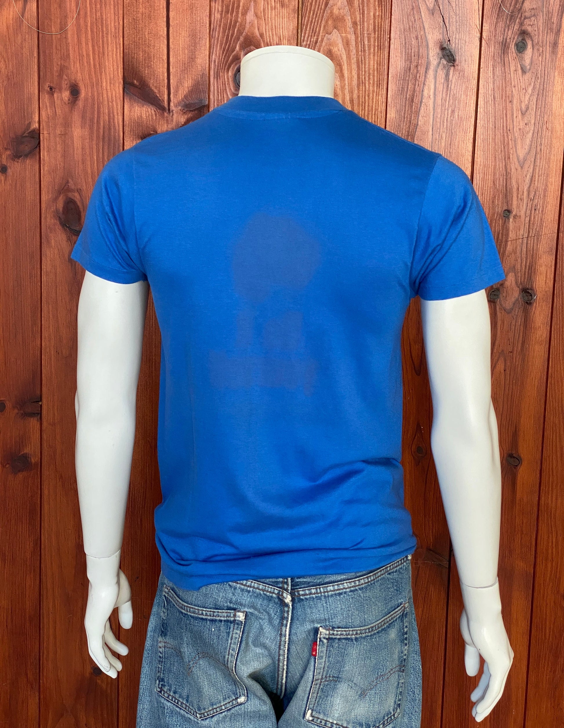 Vintage 50/50 cotton do-it-yourself T-shirt made in the USA, size Medium - Classic comfort and quality with a touch of nostalgia.