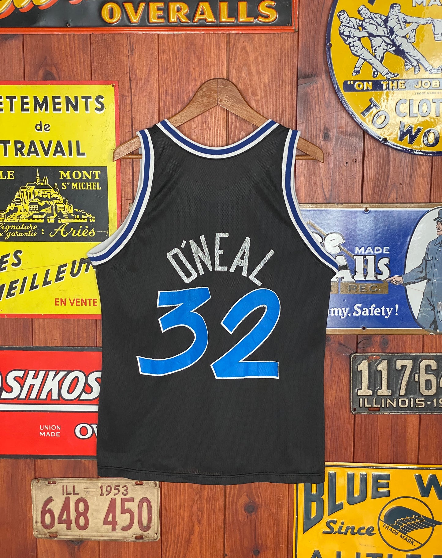 Size 44 VTG 90s Orlando NBA jersey, Player Oneal #32 Made in USA by Champion