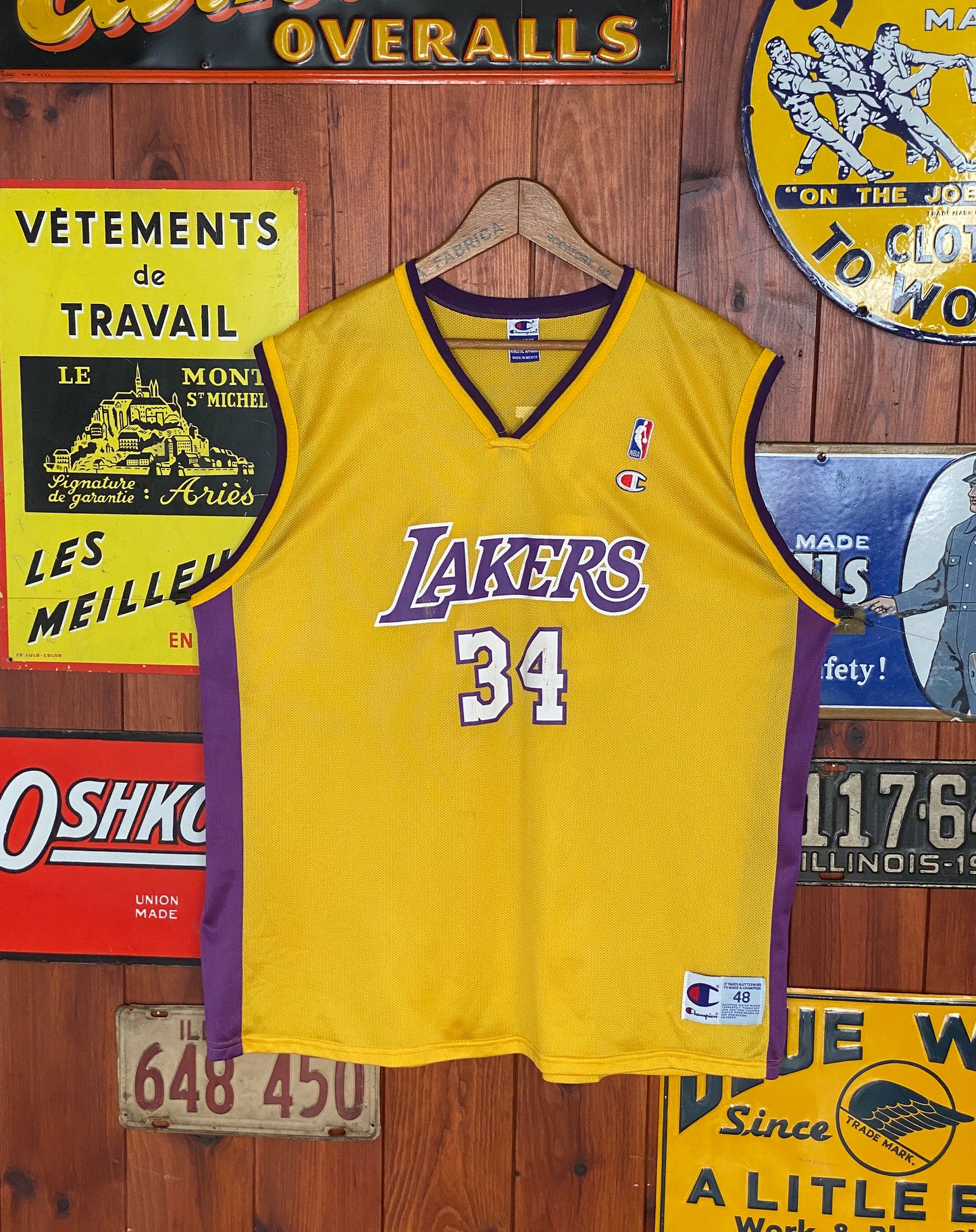 Size 48. # 34 Shaquille O'Neal LA Lakers Vintage NBA Champion Jersey