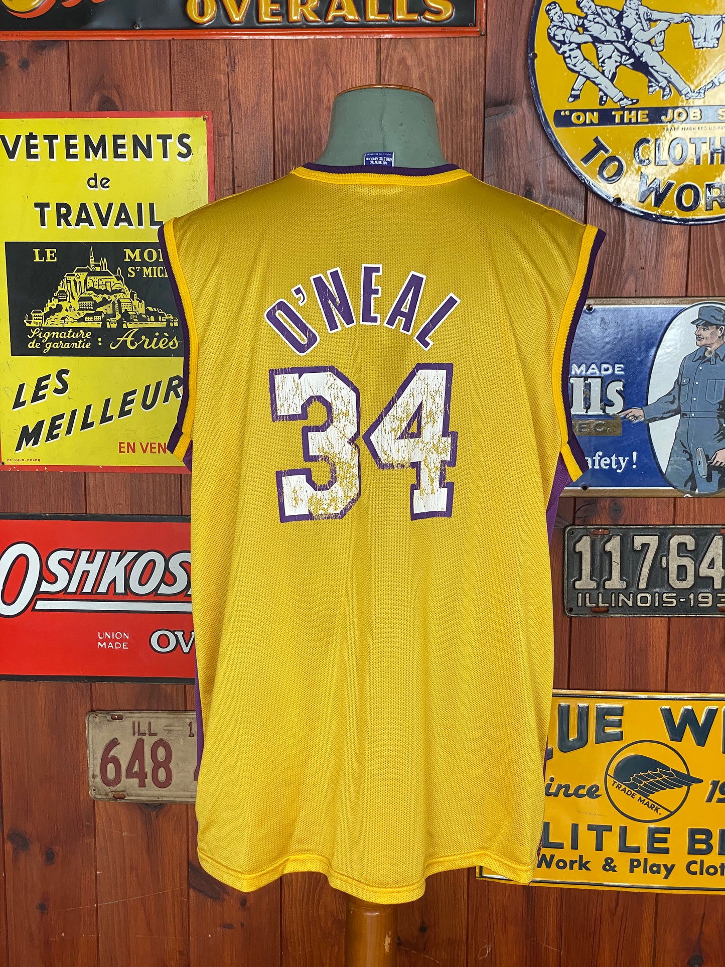 Size 48. # 34 Shaquille O'Neal LA Lakers Vintage NBA Champion Jersey