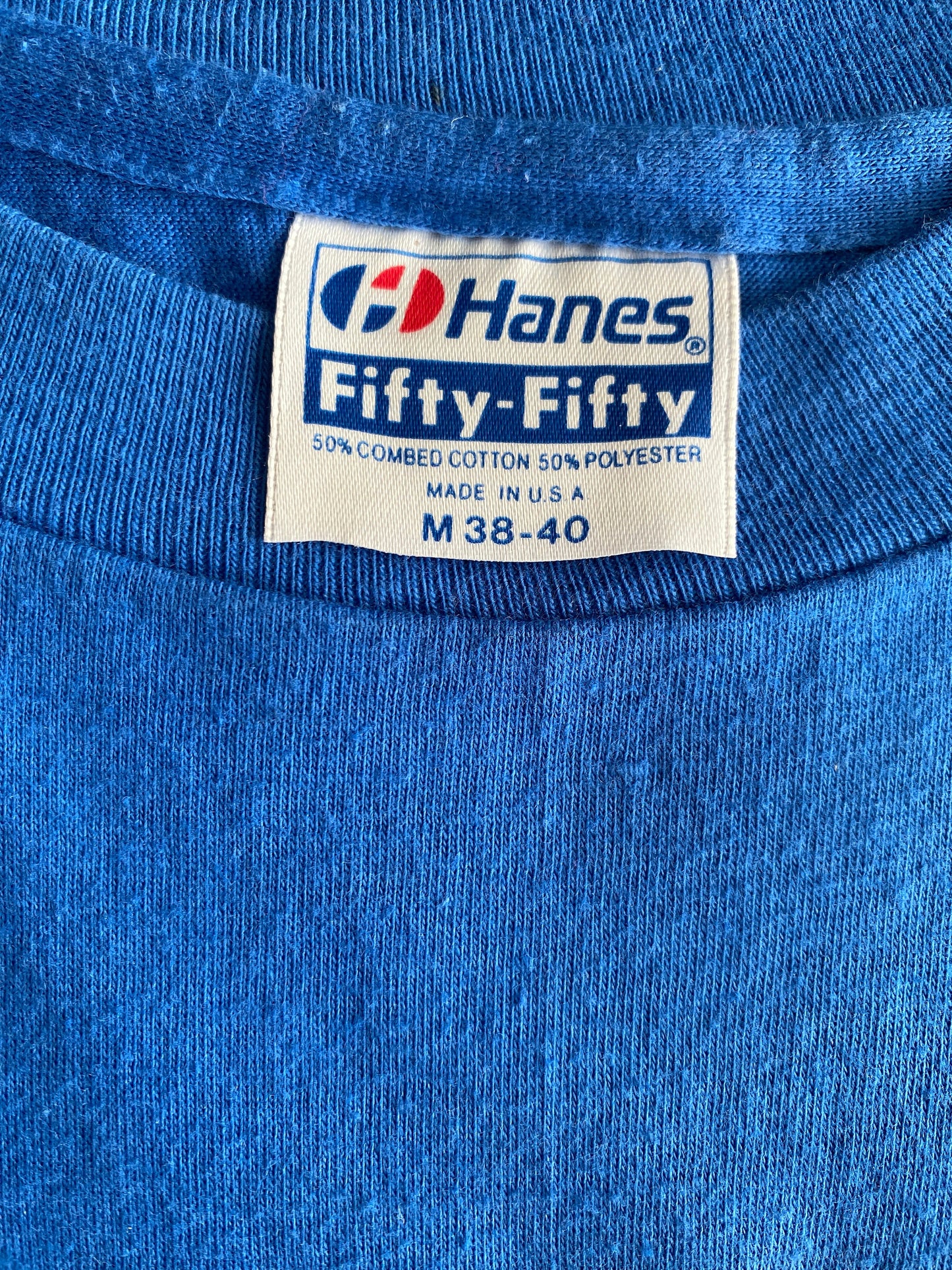 Vintage 50/50 cotton do-it-yourself T-shirt made in the USA, size Medium - Classic comfort and quality with a touch of nostalgia.