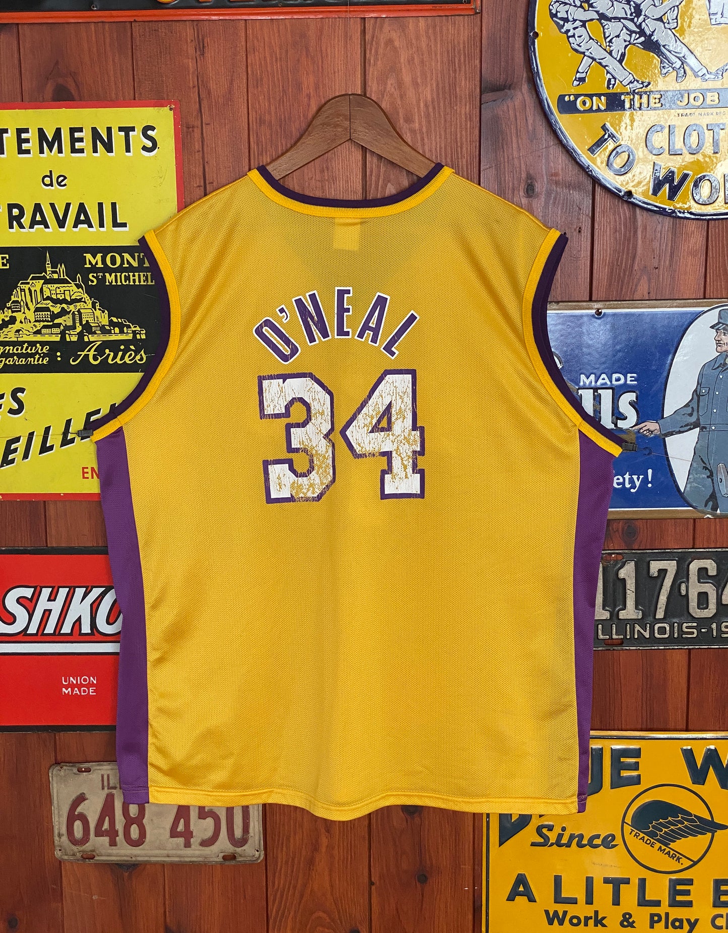 Size 48. # 34 Shaquille O'Neal LA Lakers Vintage NBA Champion Jersey